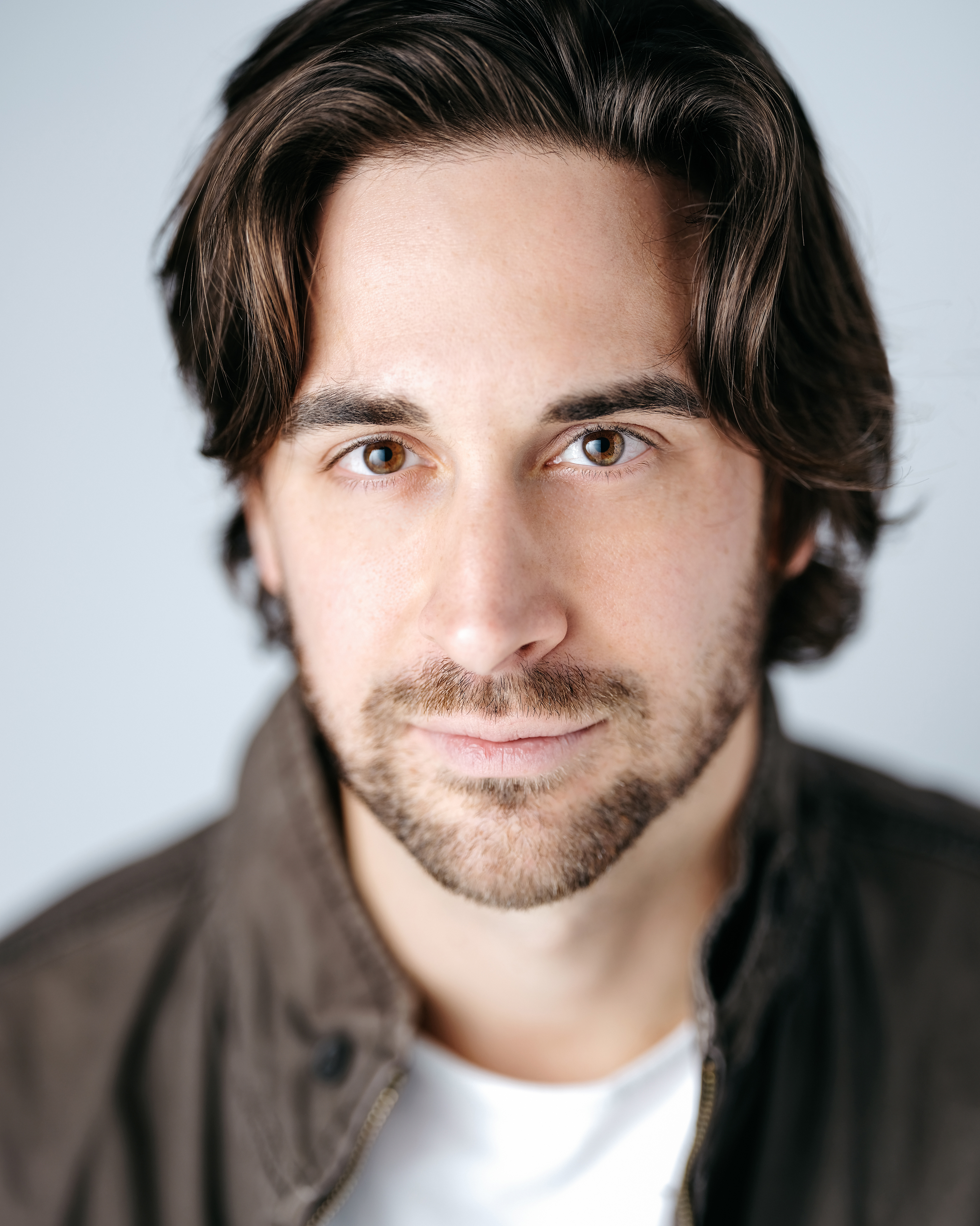 actor Matt Williams large photo