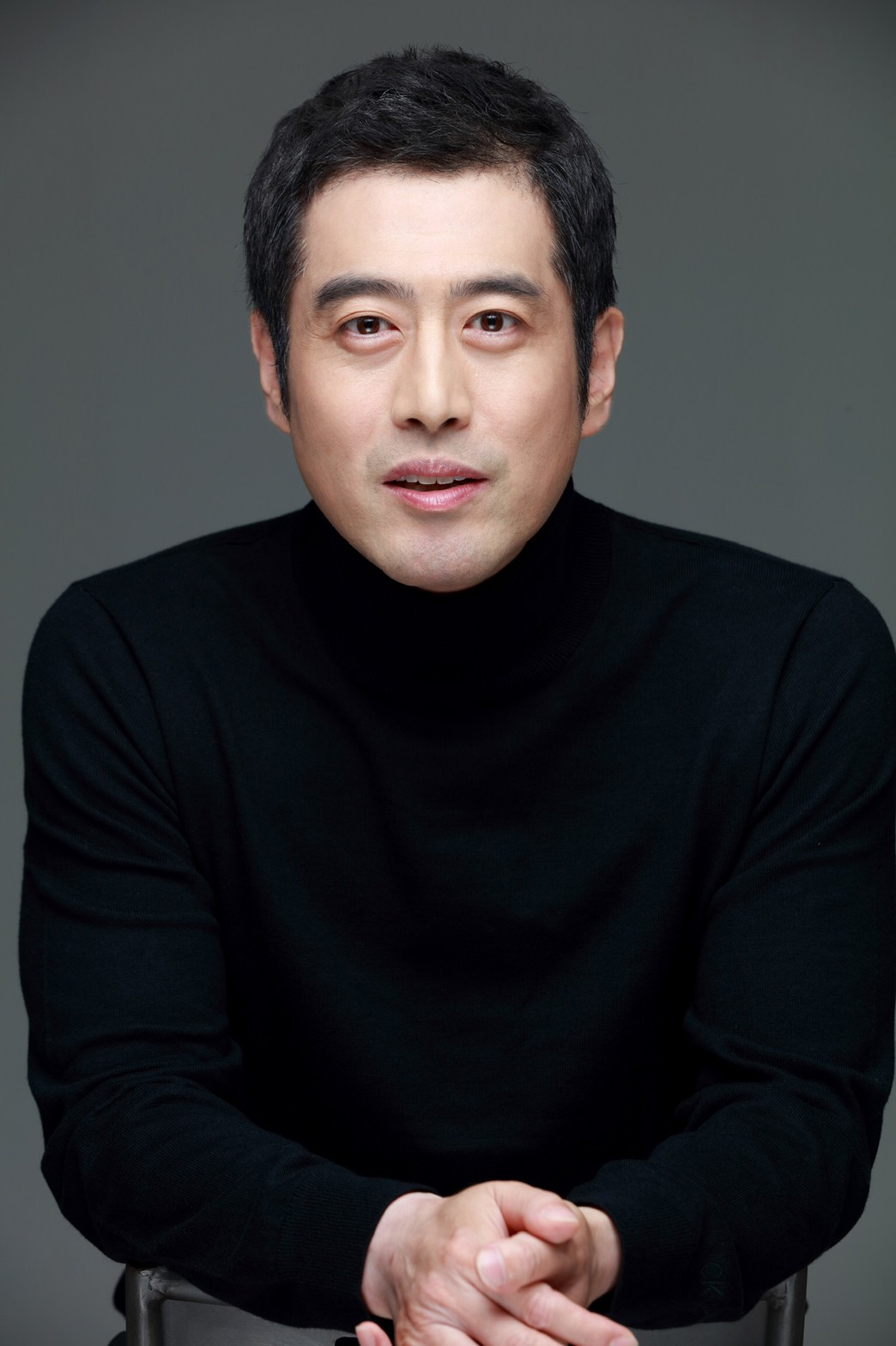 actor Chan-yeong Lee large photo