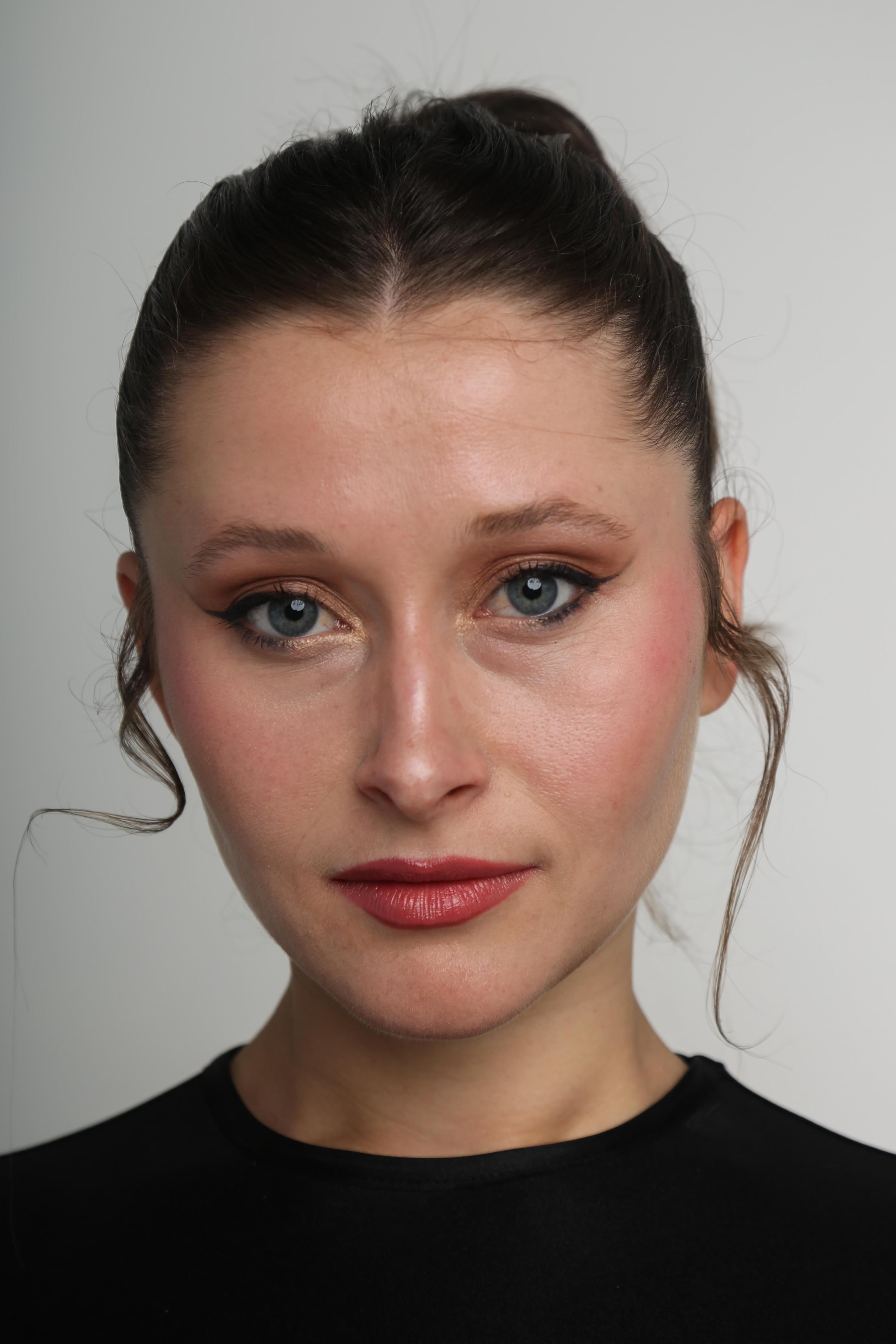 actor Cecelia Bonner large photo