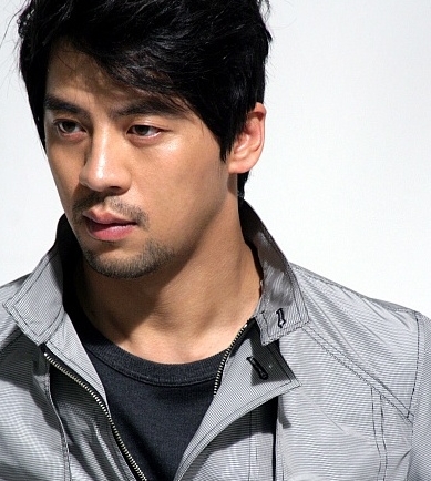 actor Oh-jung Kwon large photo