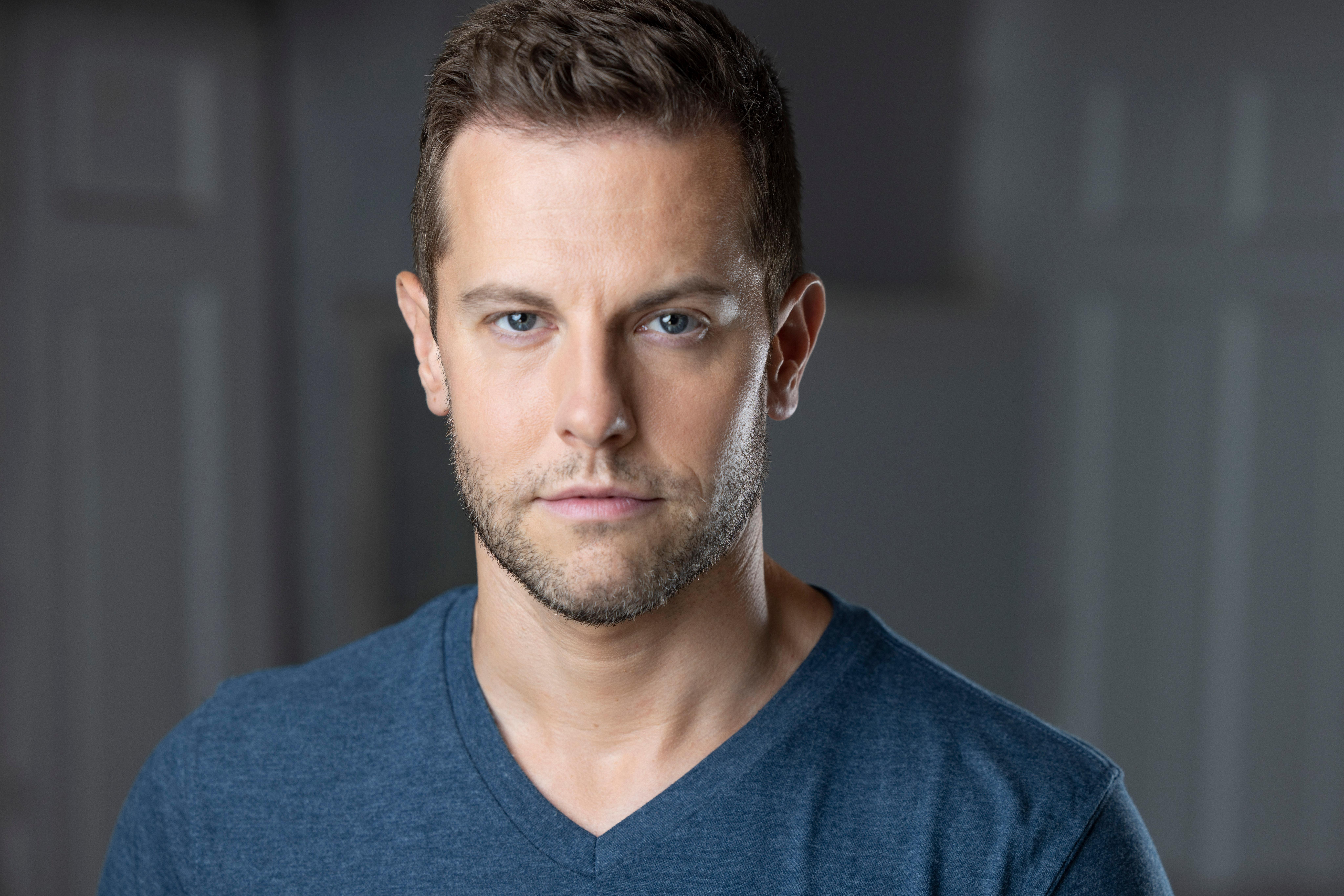 actor Jason Etter large photo