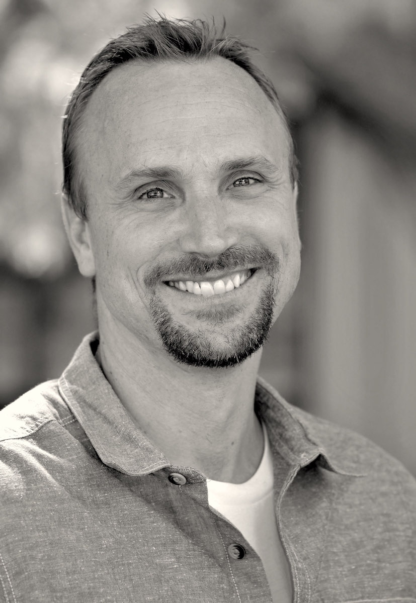 actor Mark Strand large photo