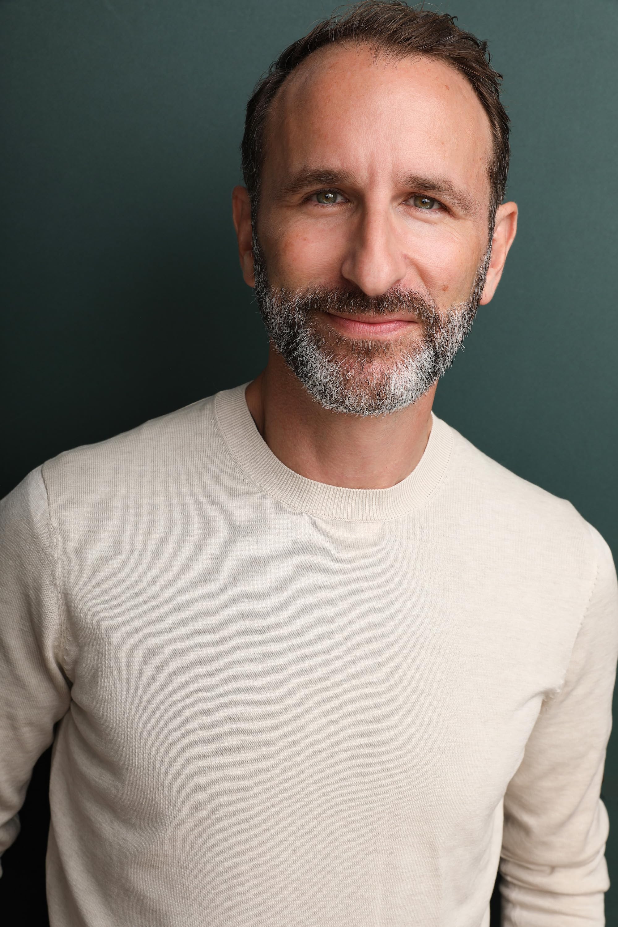 actor Benjamin Bauman large photo