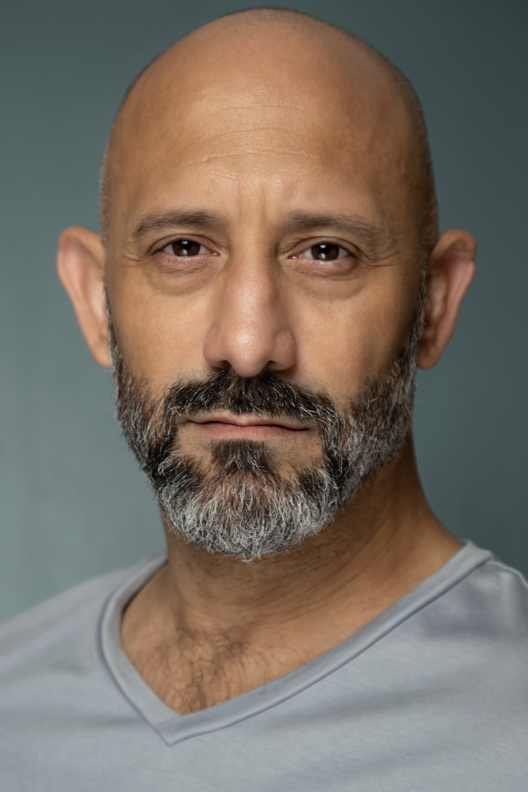 actor Lincoln Castellon large photo