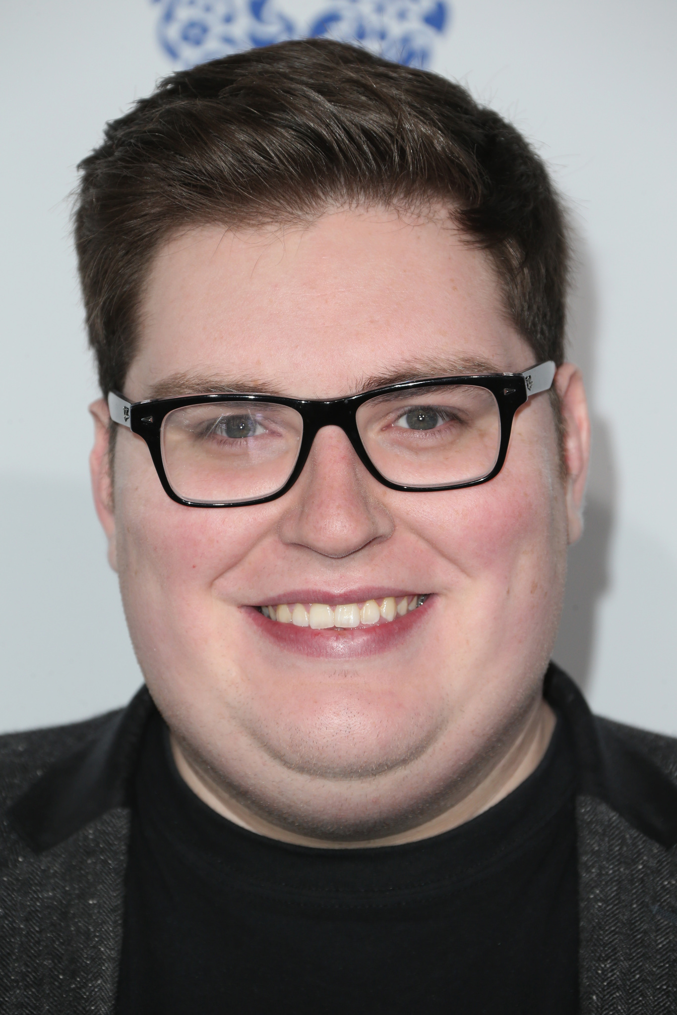 actor Jordan Smith large photo