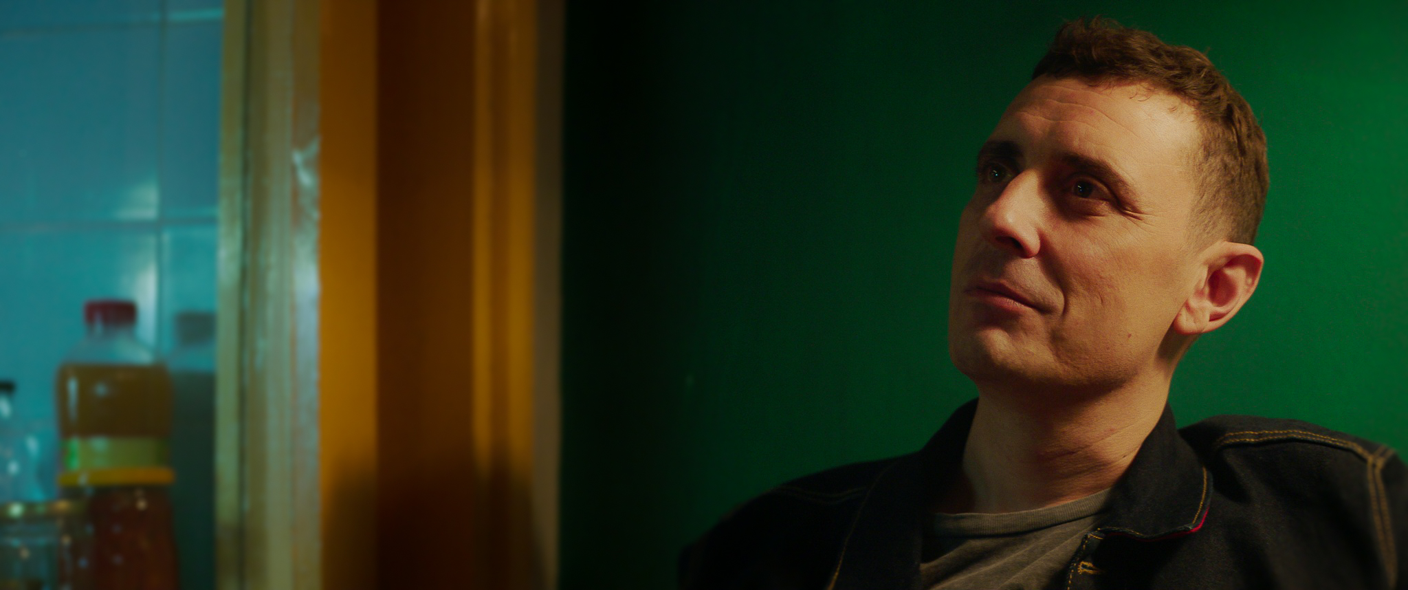 actor Oliver Mitkovski large photo