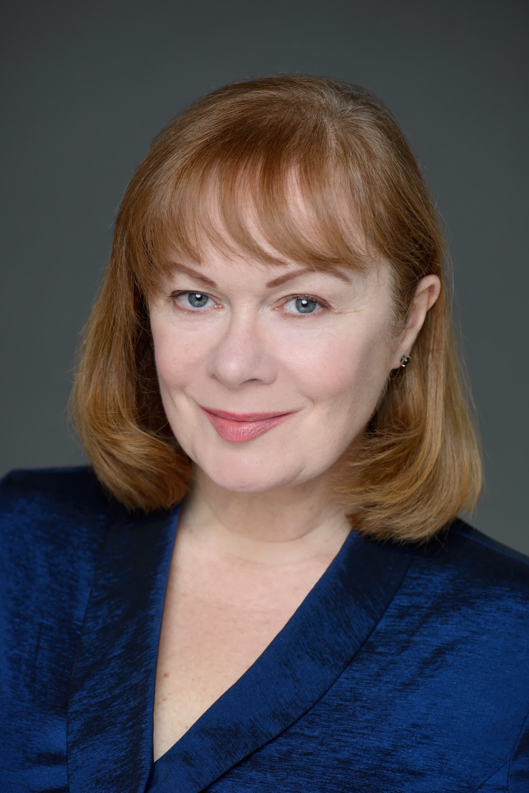 actor Donna Byrne large photo