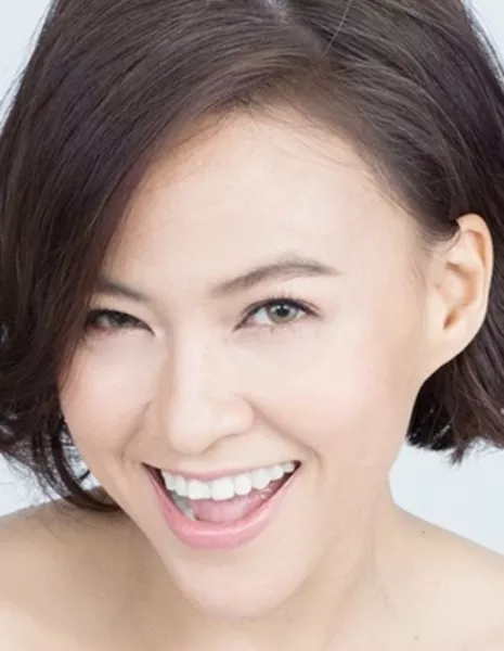 actor Arisara Wongchalee large photo