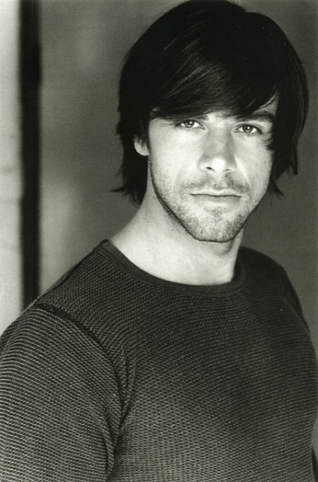 actor Sean Gray large photo