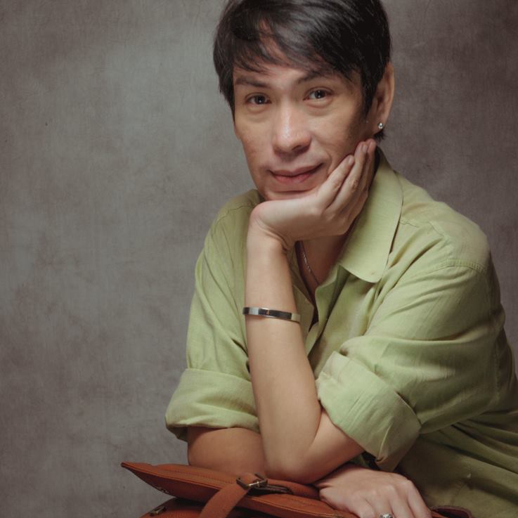 actor Phillip Lazaro large photo