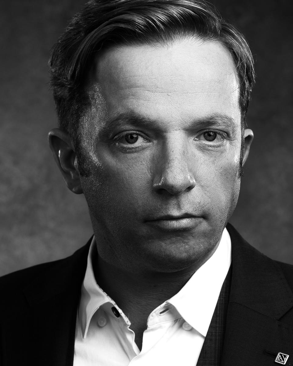 actor Mark Rogerson large photo