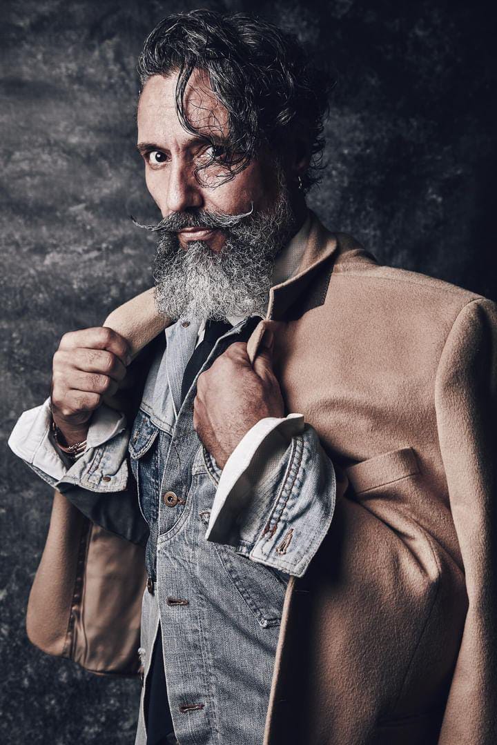 actor Gabriel Georgiou large photo