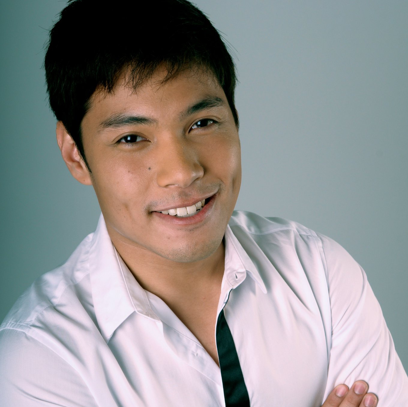 actor Jako De Leon large photo