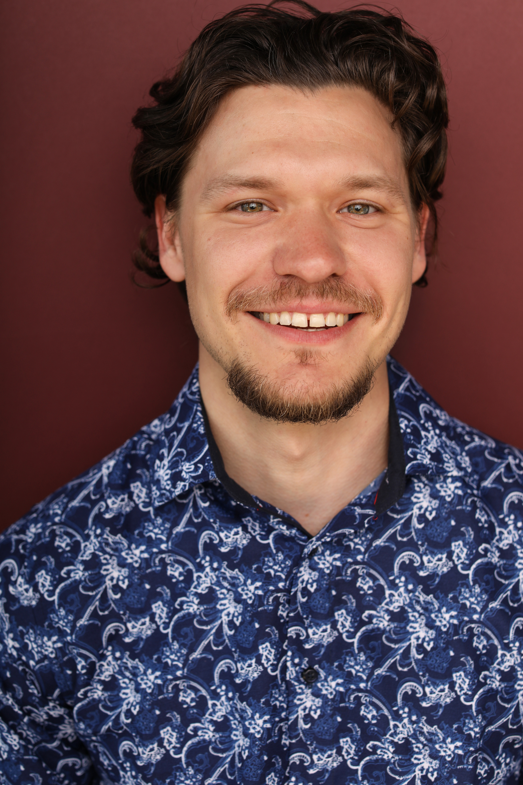 actor Greg Poppa large photo