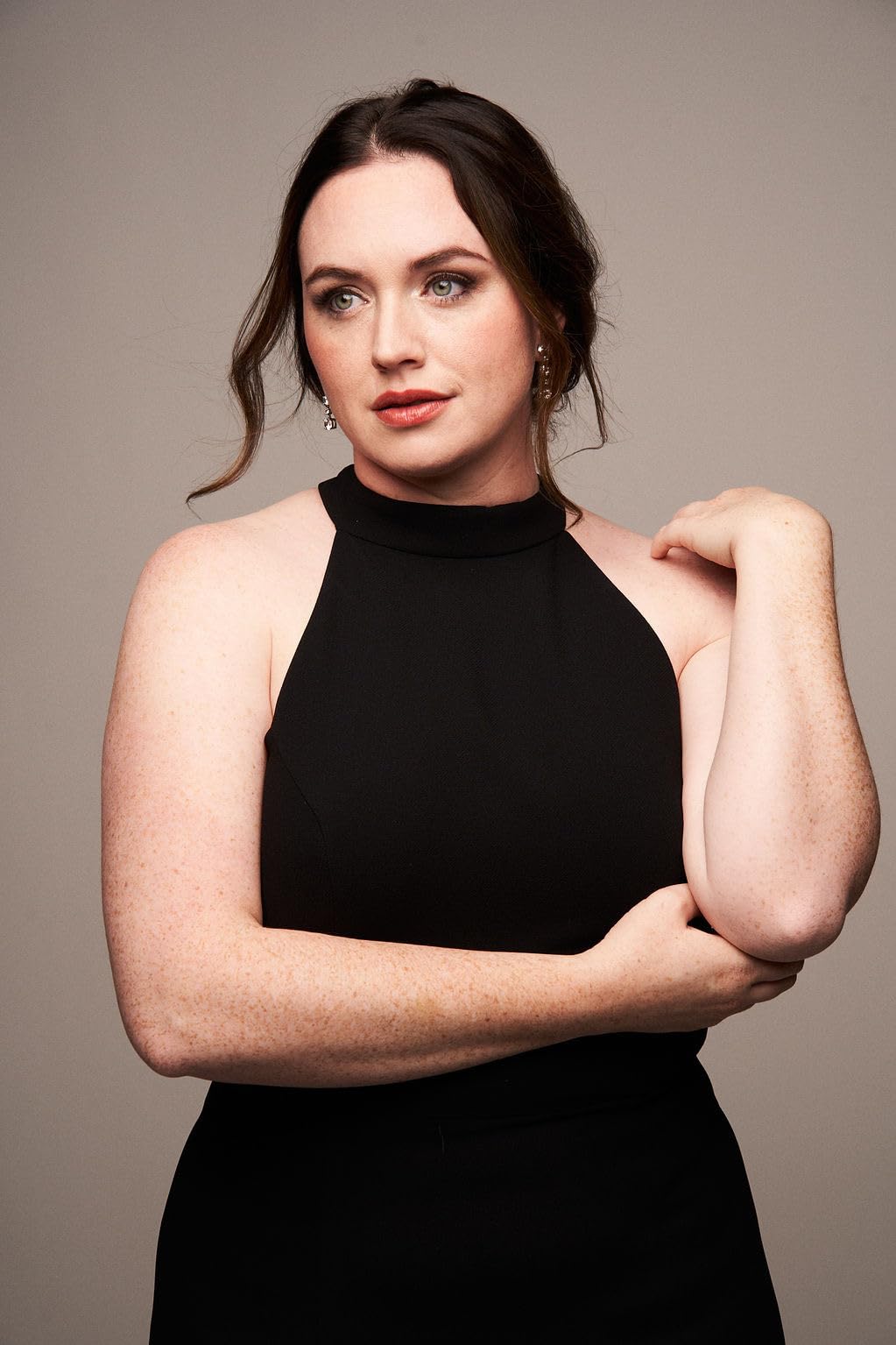 actor Cait Bidwell large photo