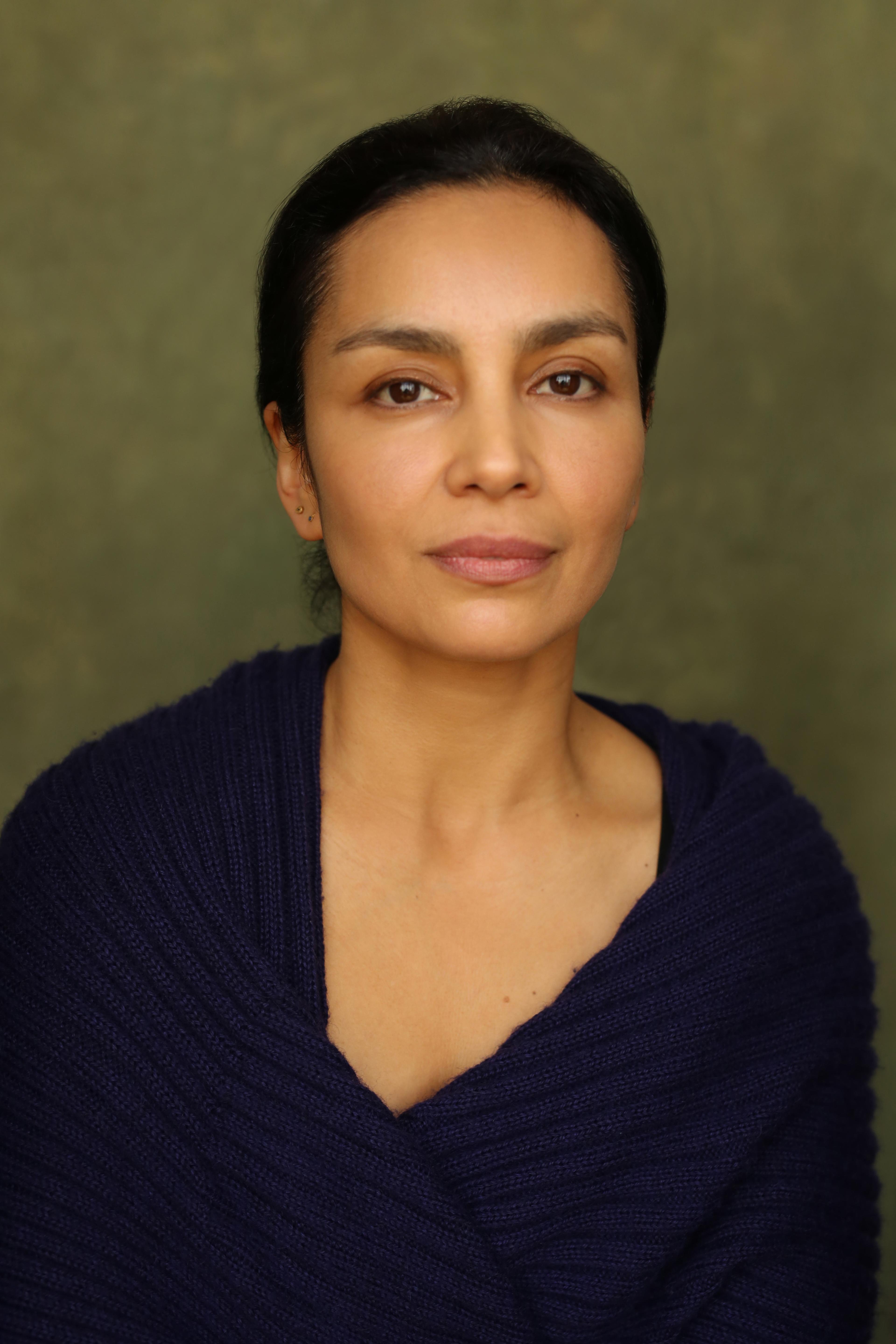 actor Cristina Contes large photo