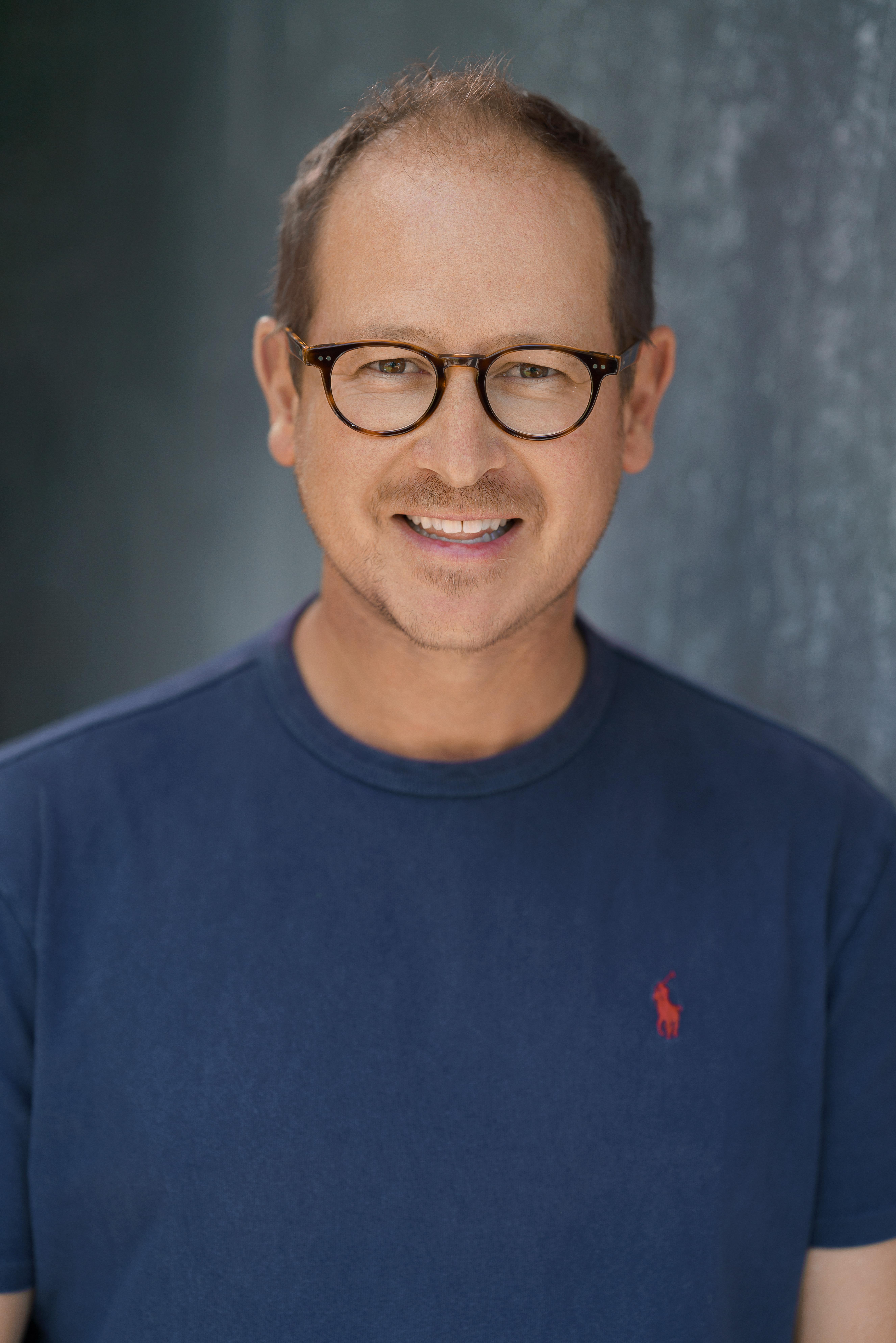 actor Oliver Wenn large photo