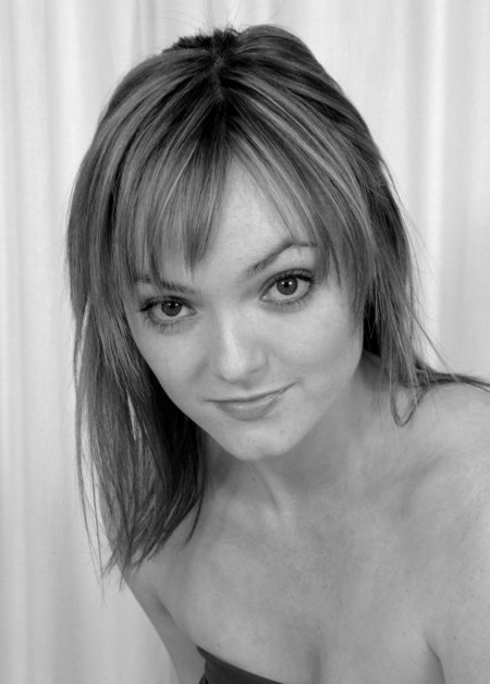 actor Fiona Maclaine large photo