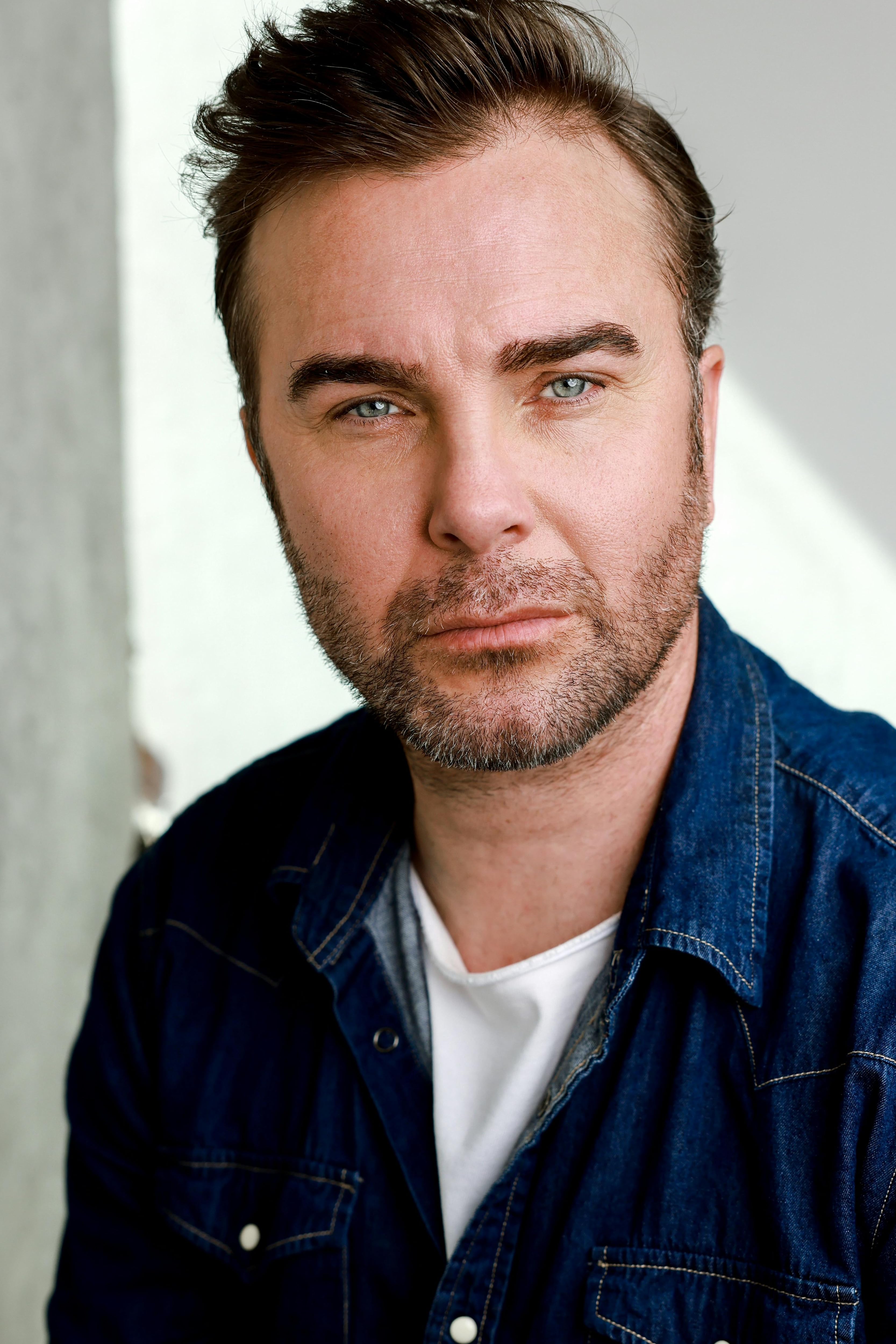 actor Anton Kasabov large photo