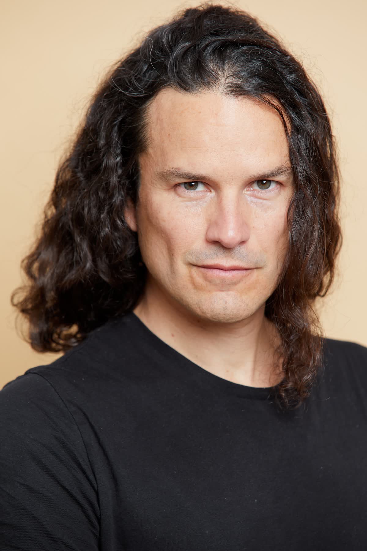 actor Mario Corona large photo