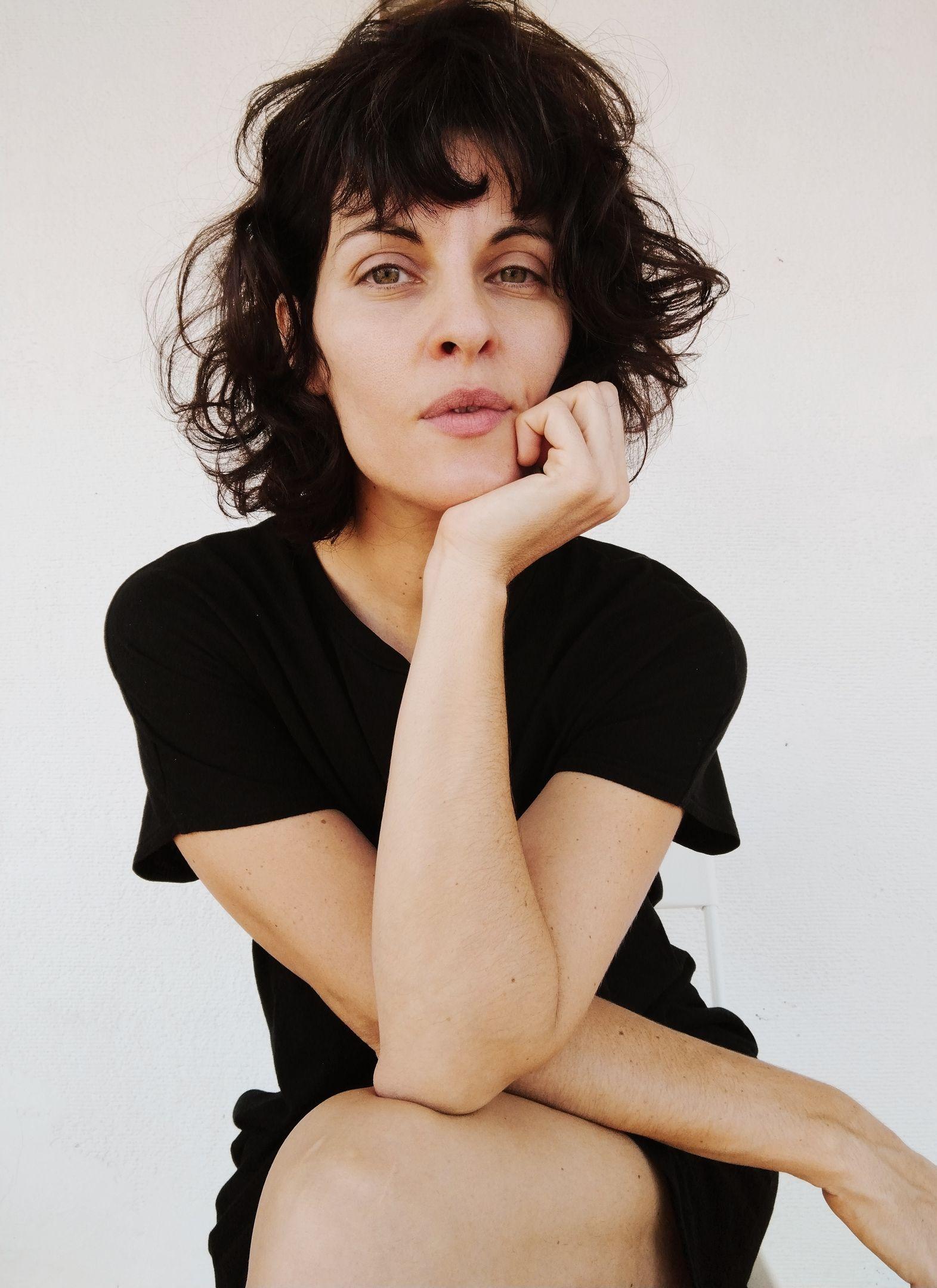 actor Maria Apostolakea large photo