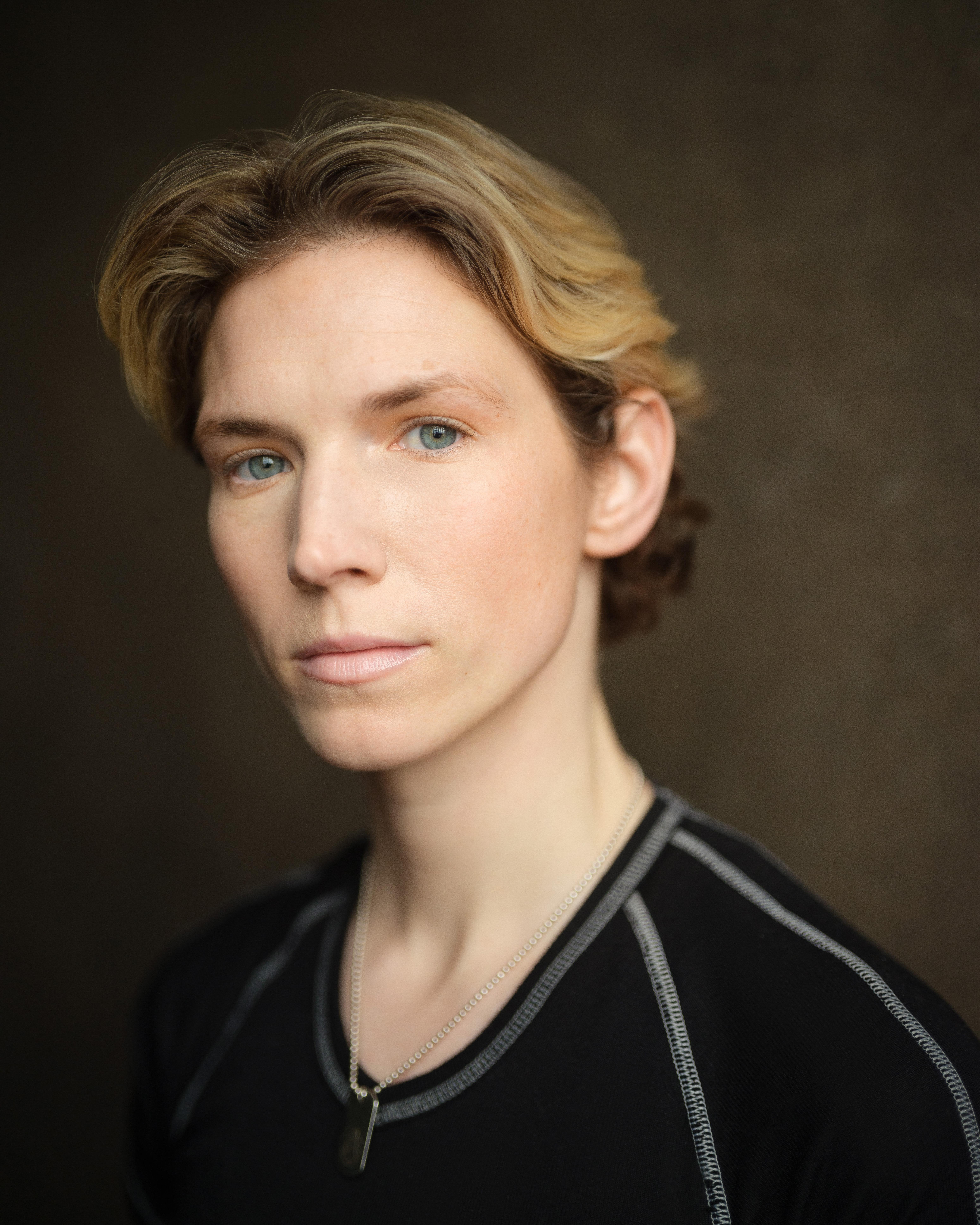 actor Savvy Clement large photo