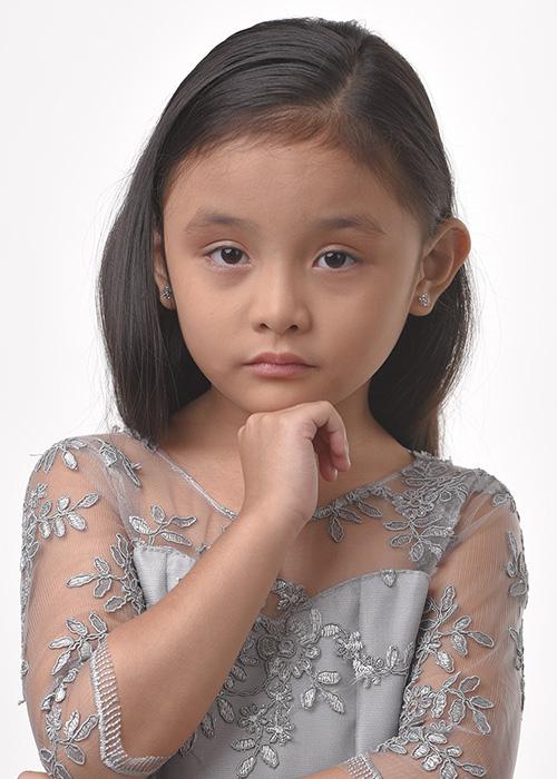 actor Miel Espinoza large photo