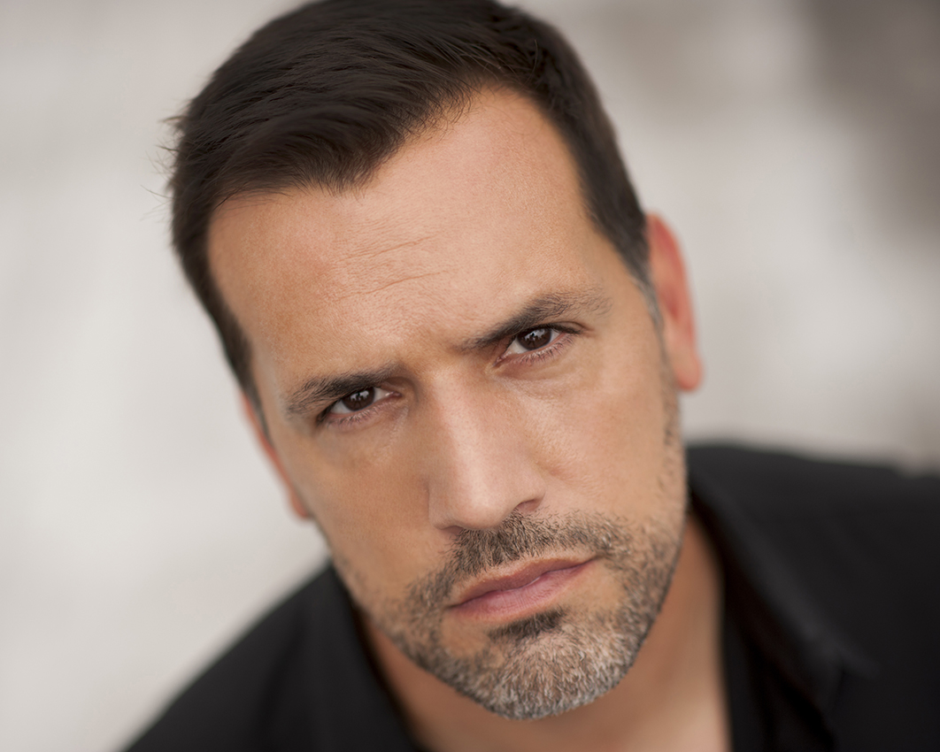 actor Matthew Montelongo large photo