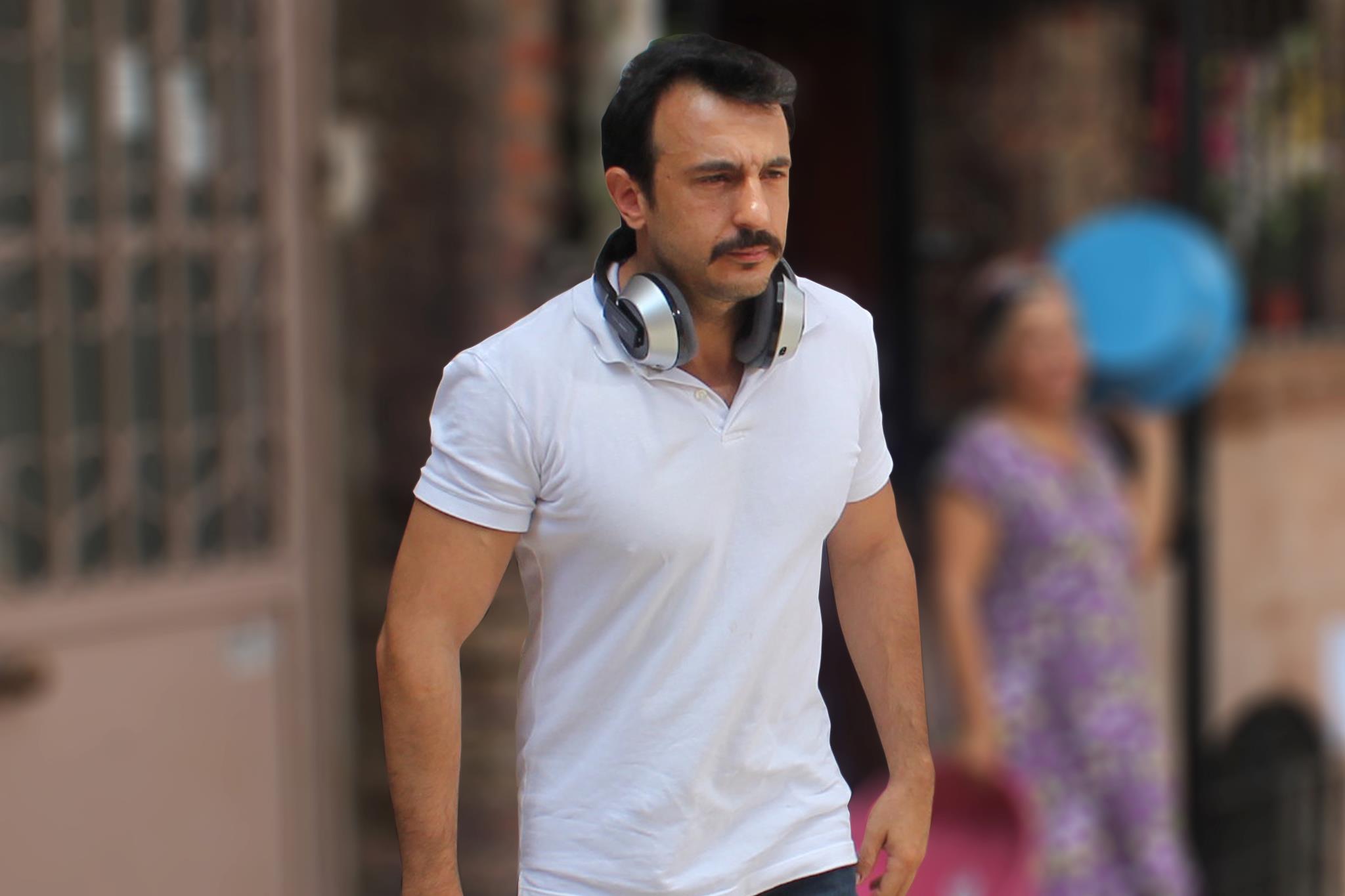 actor Biray Dalkiran large photo