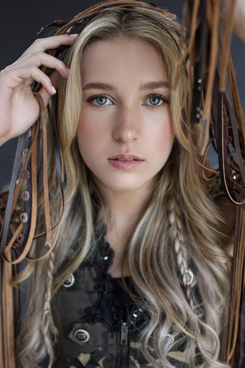 actor Brooklyn Summer large photo