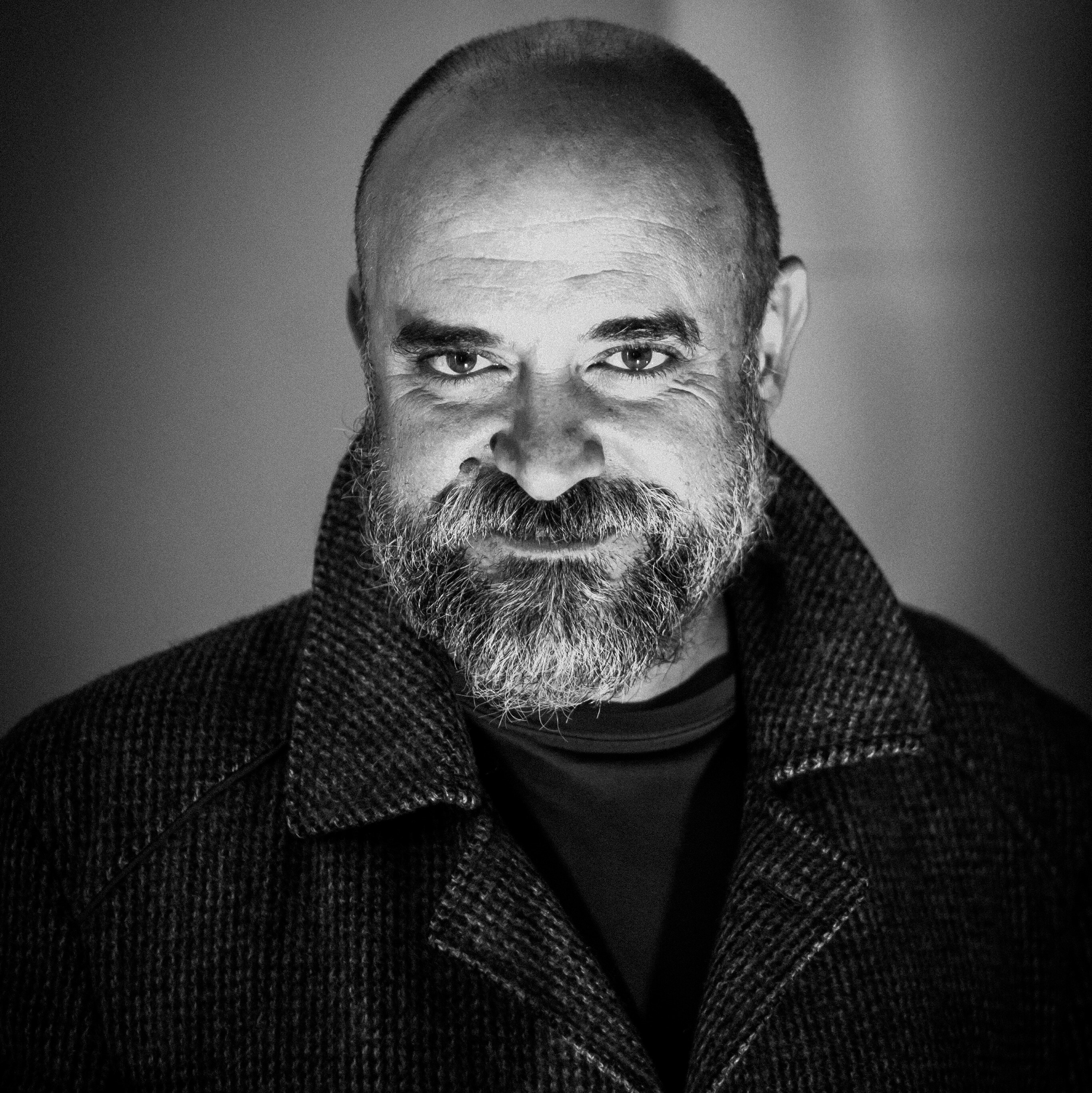 actor Miguel Loureiro large photo