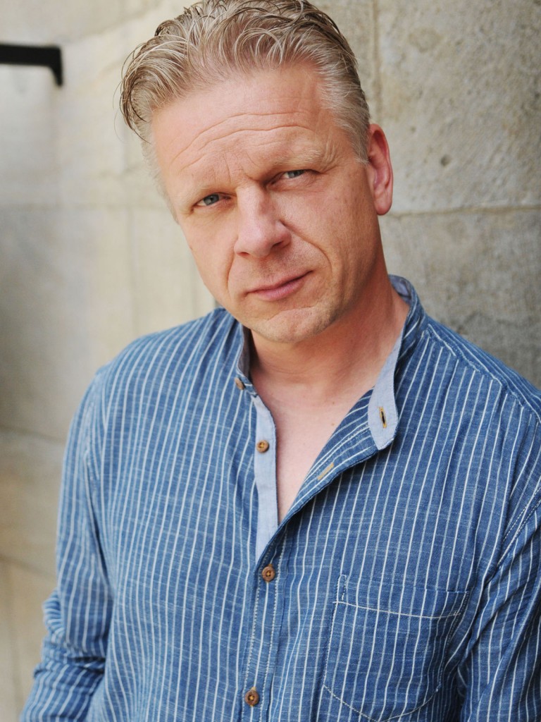 actor Oliver Warsitz large photo