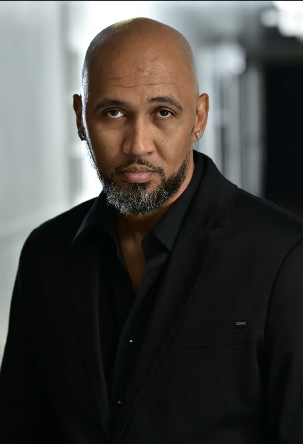 actor Dewayne Cohens large photo