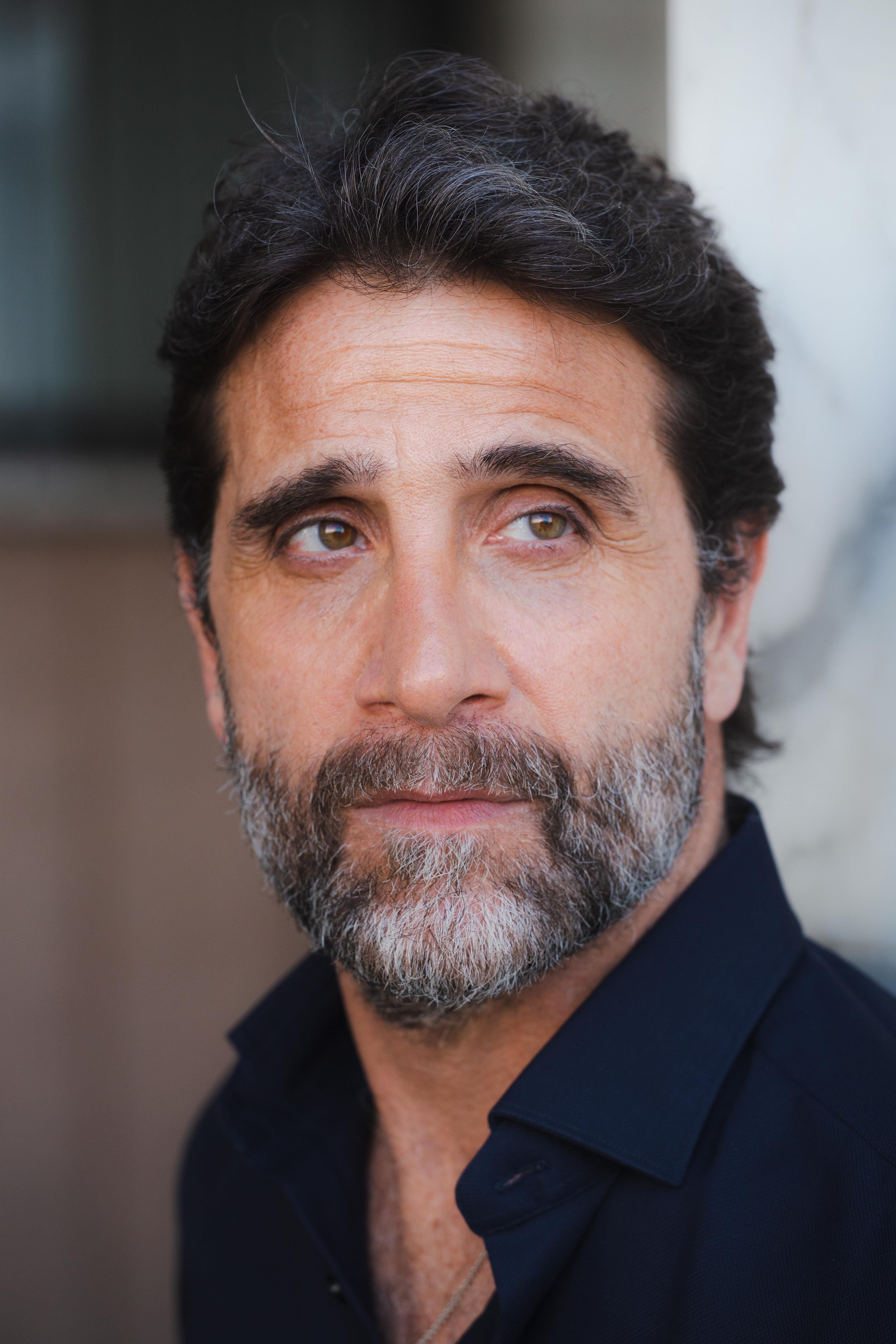 actor Ivan Castiglione large photo