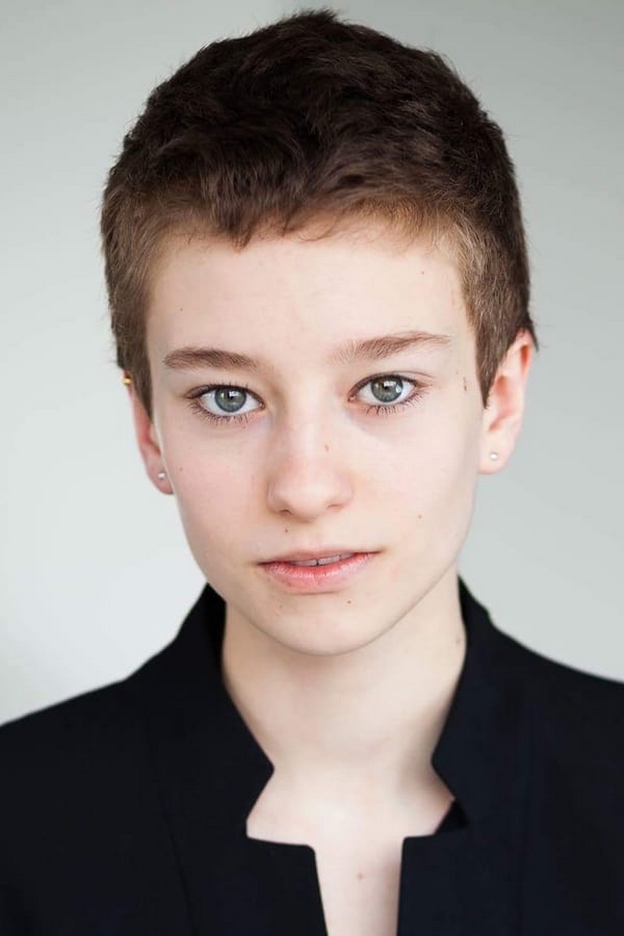 actor Éléonore Loiselle large photo