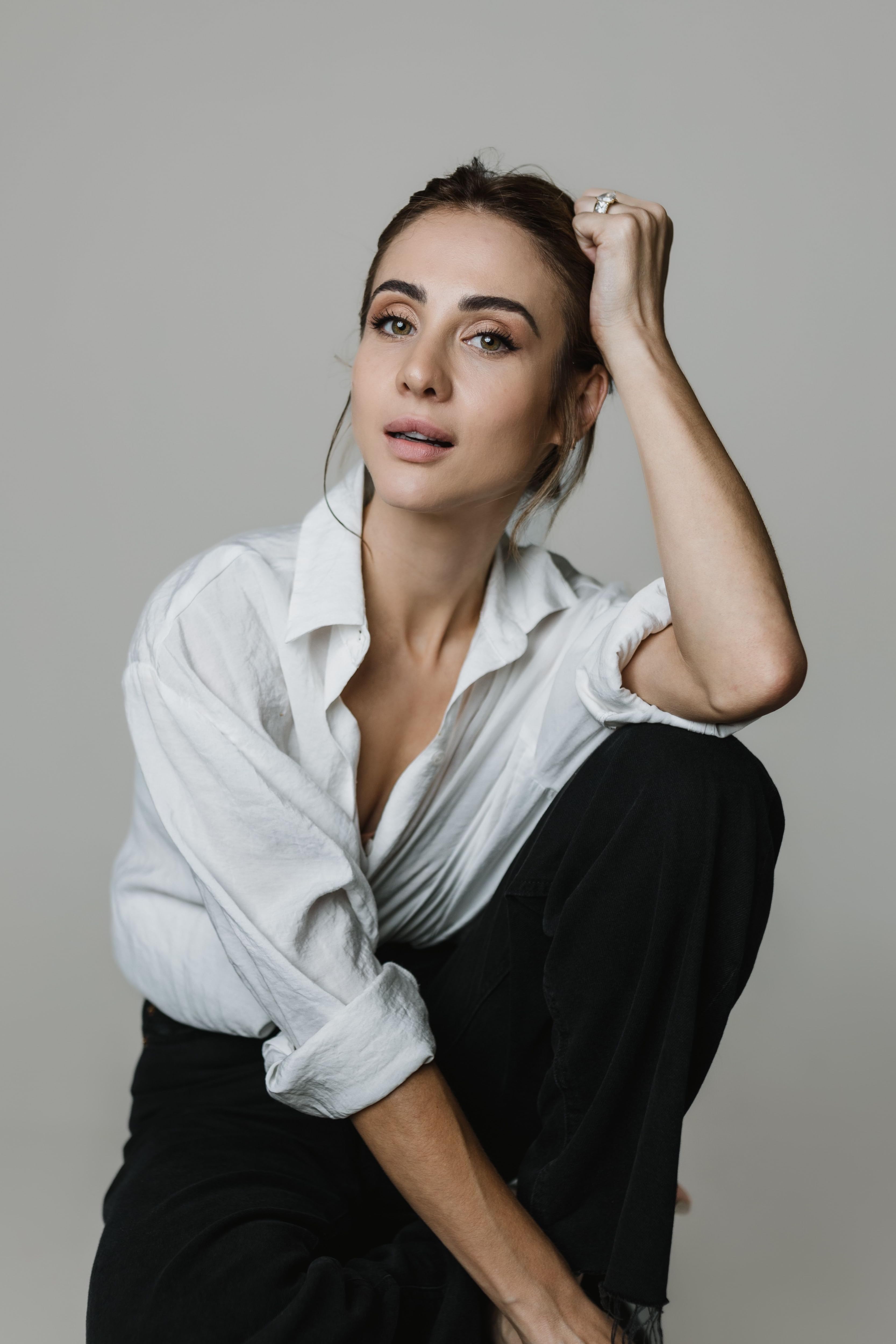 actor Simoné Pretorius large photo