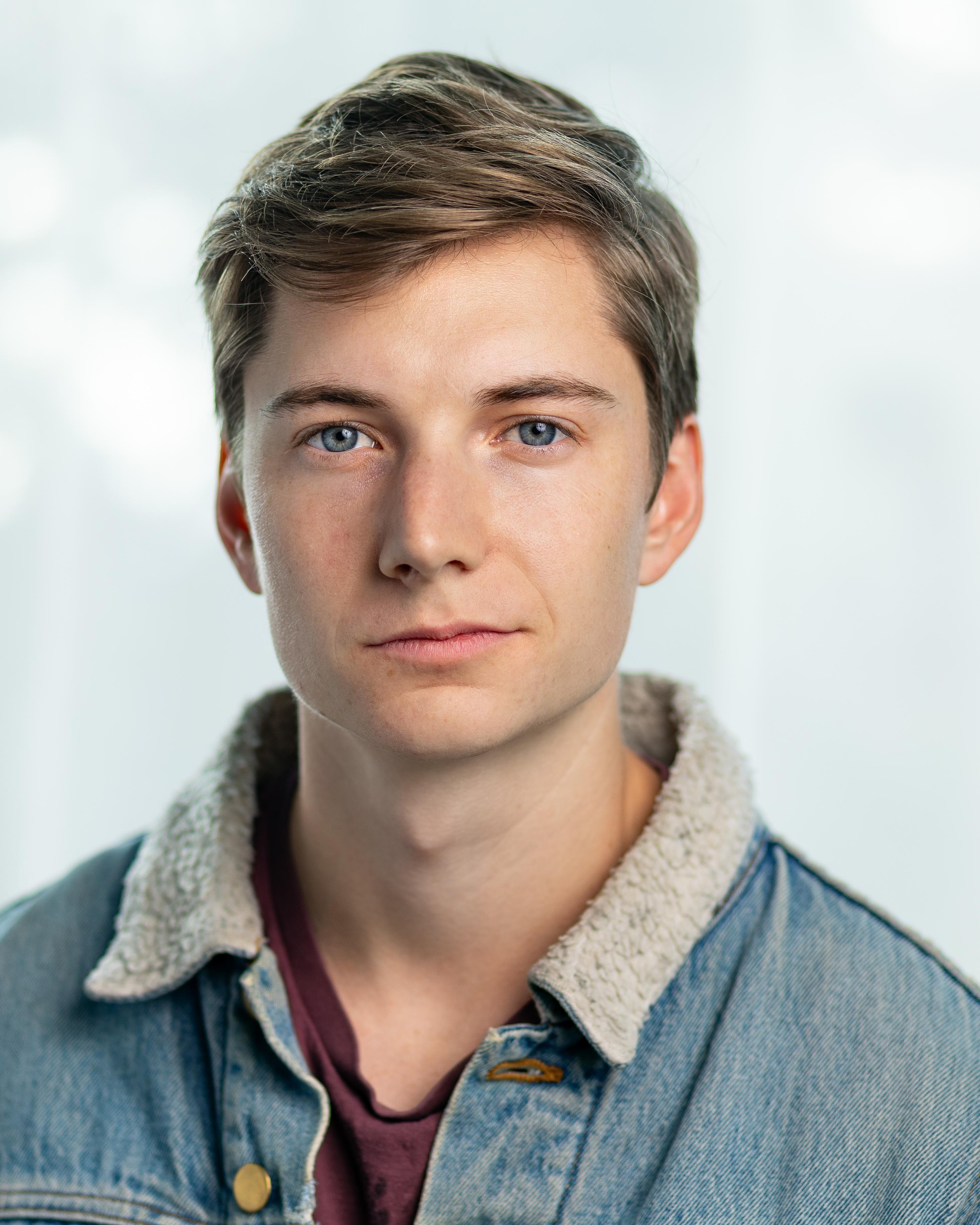 actor Xander Black large photo