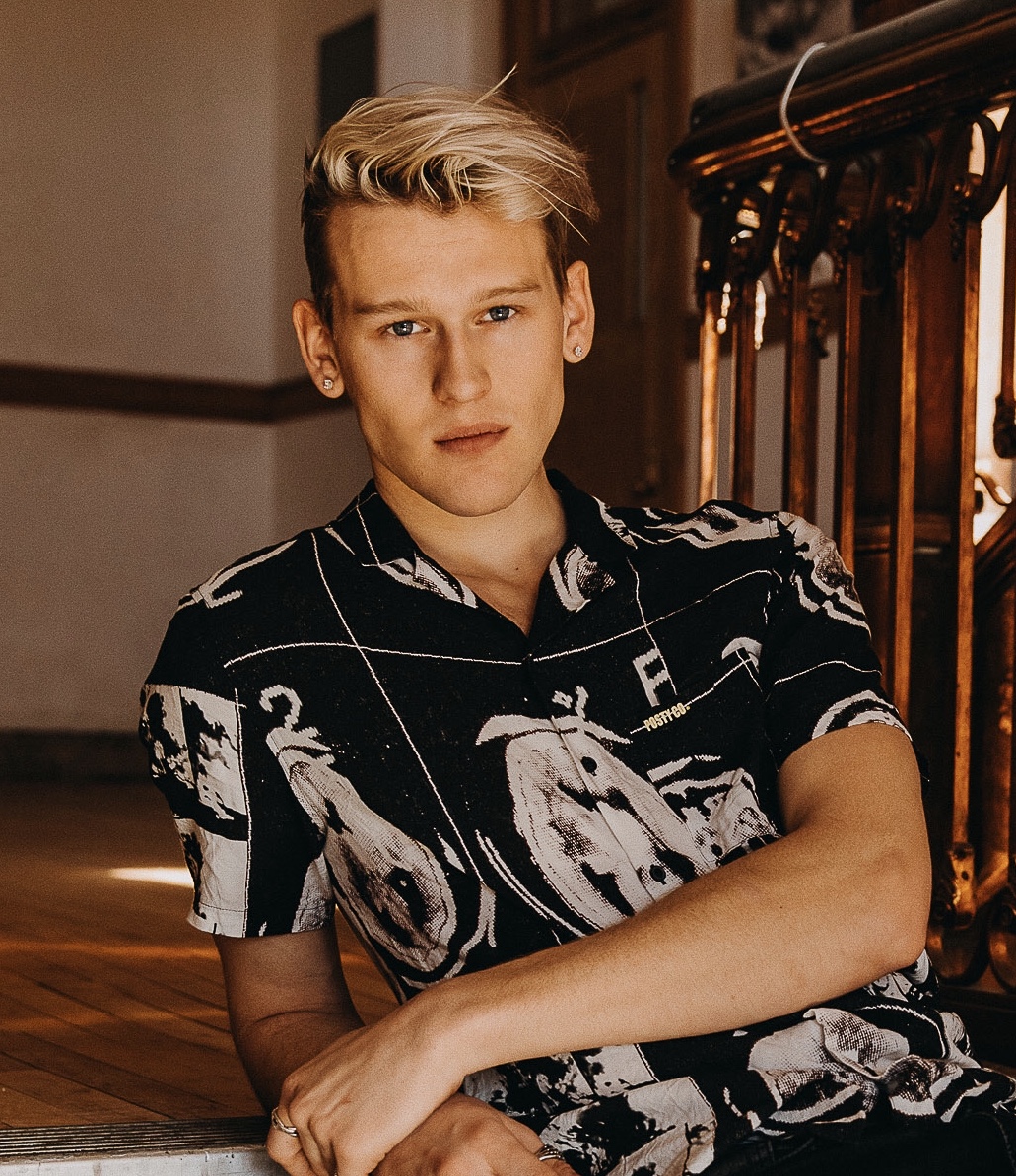 actor Ansel Wolf Pierce large photo