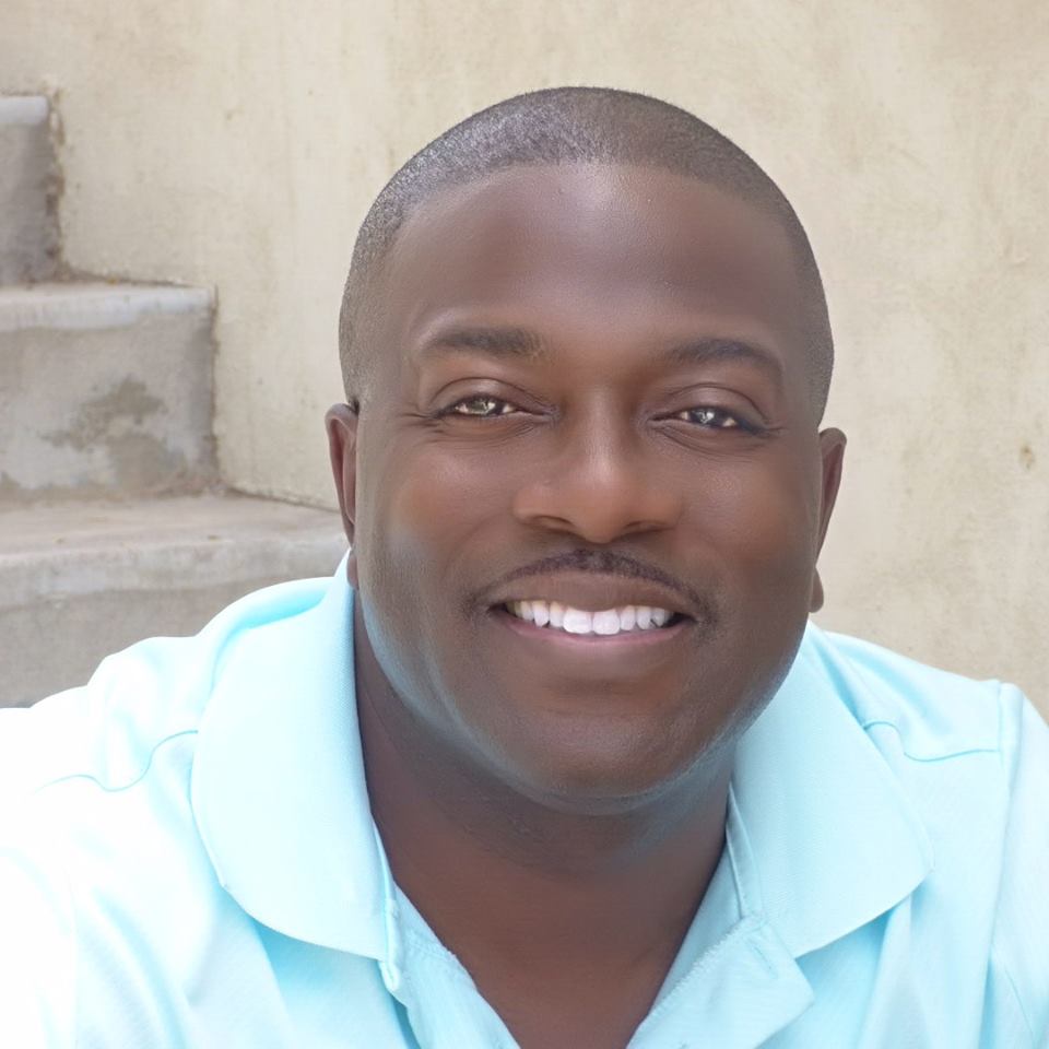 actor Vic Rogers large photo