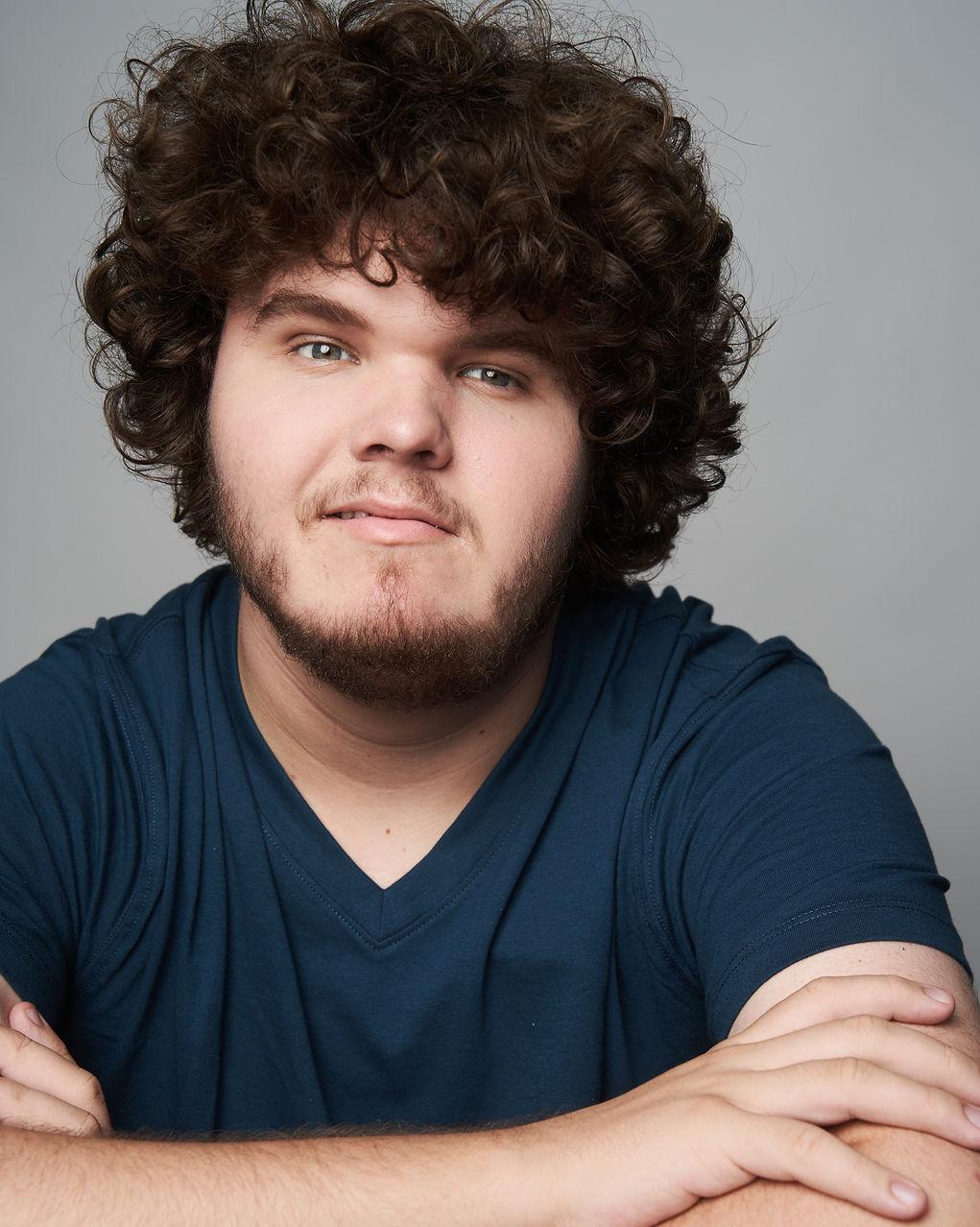 actor Aidan Delbis large photo