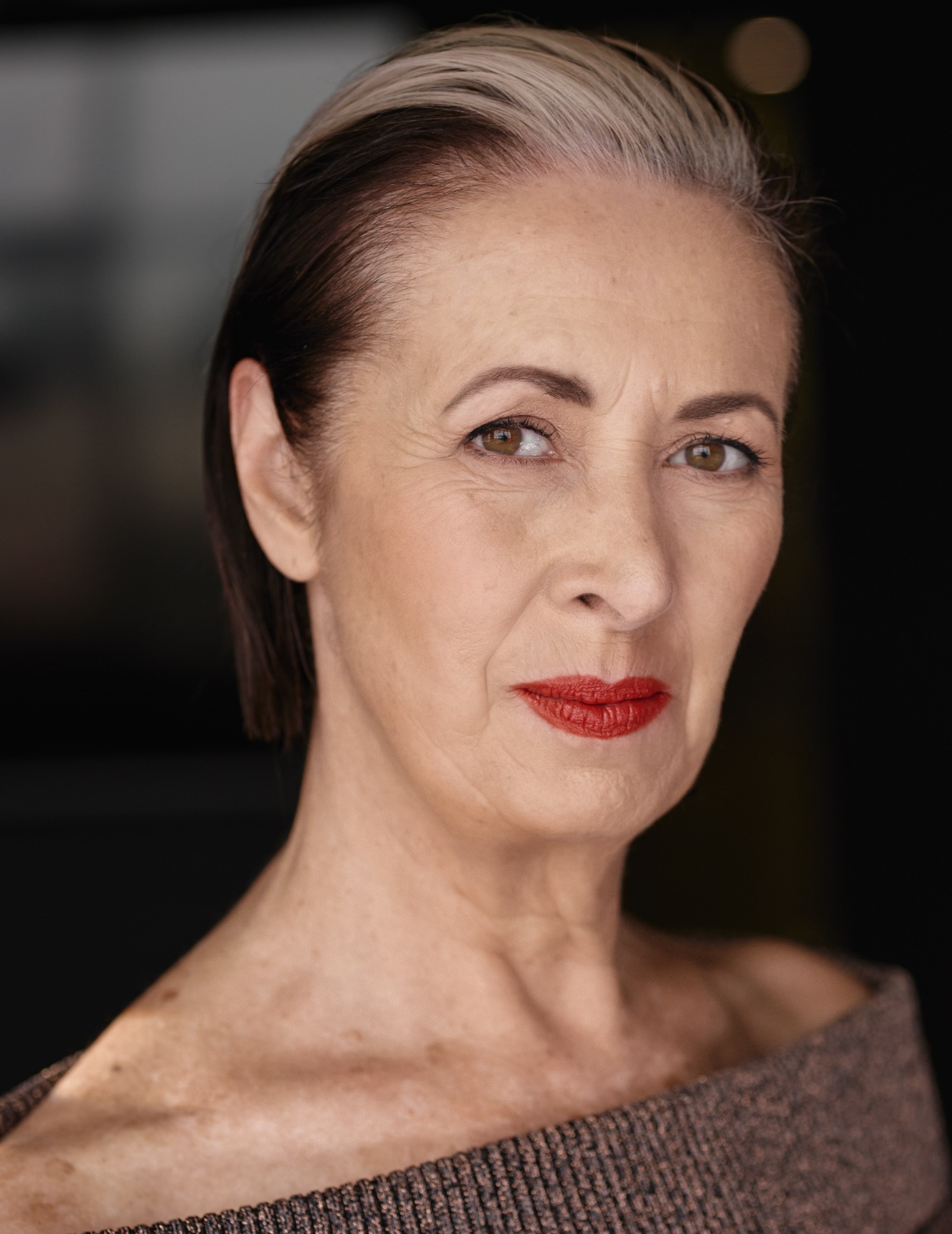 actor Janine McGrath large photo