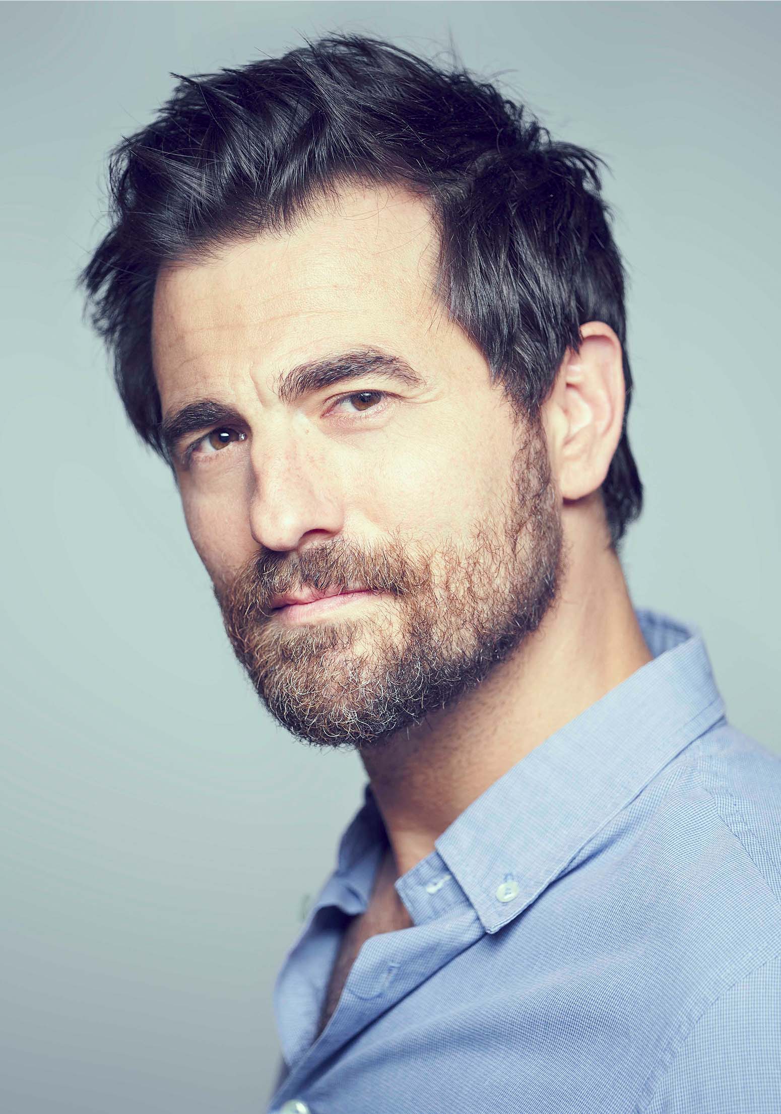 actor Borja Espinosa large photo