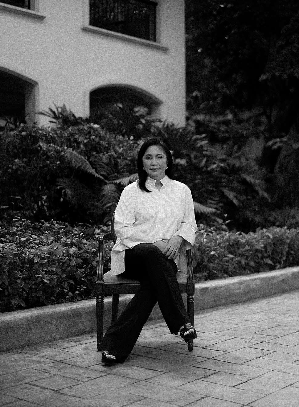 actor Leni Robredo large photo