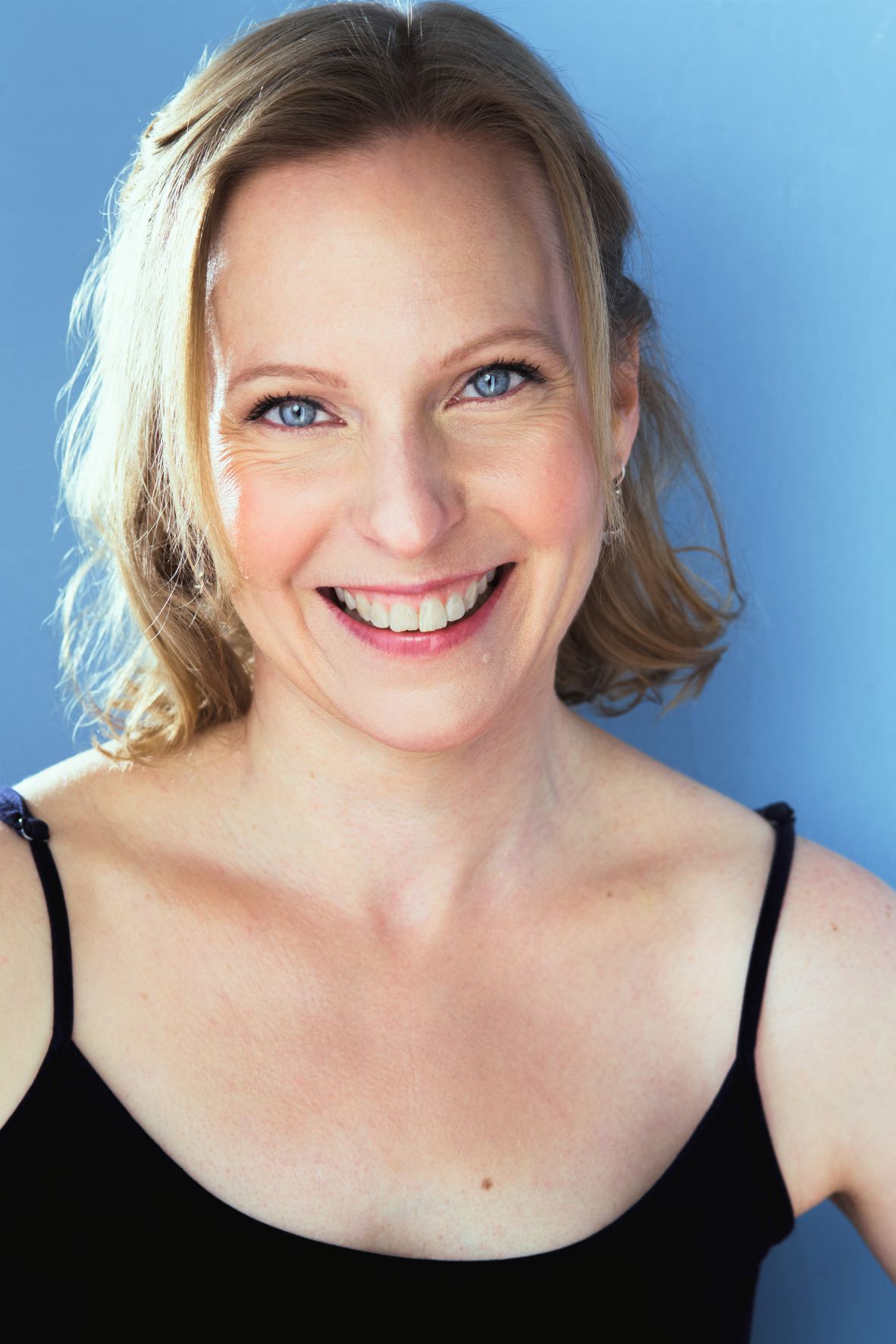 actor Anna Marie Sell large photo