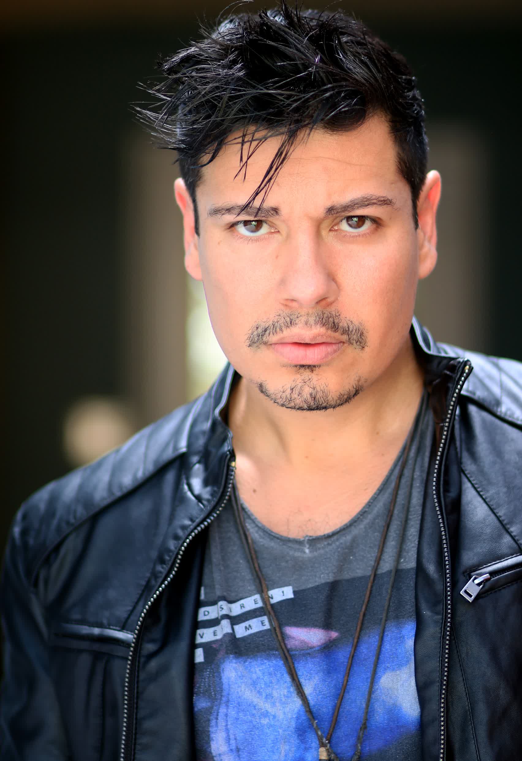 actor Cesar Aguirre large photo