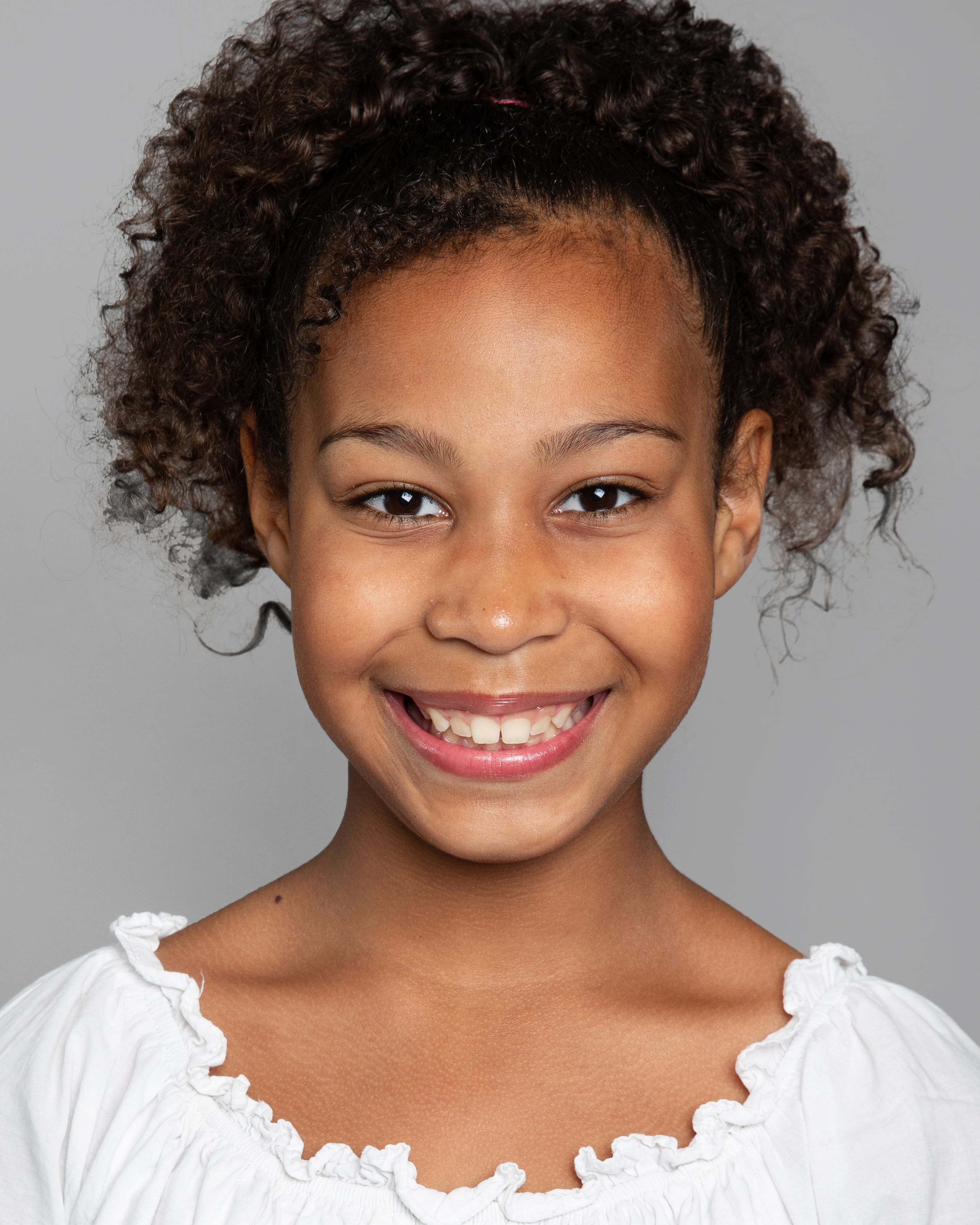 actor Alice Mukunku large photo