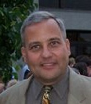 actor Richard Iott large photo