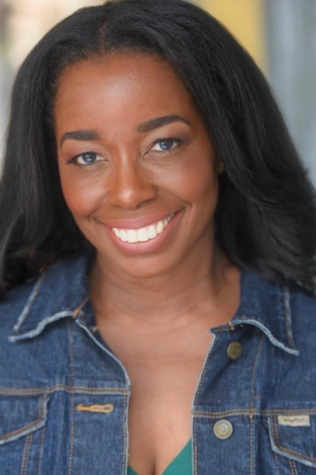 actor Timetha Holston large photo