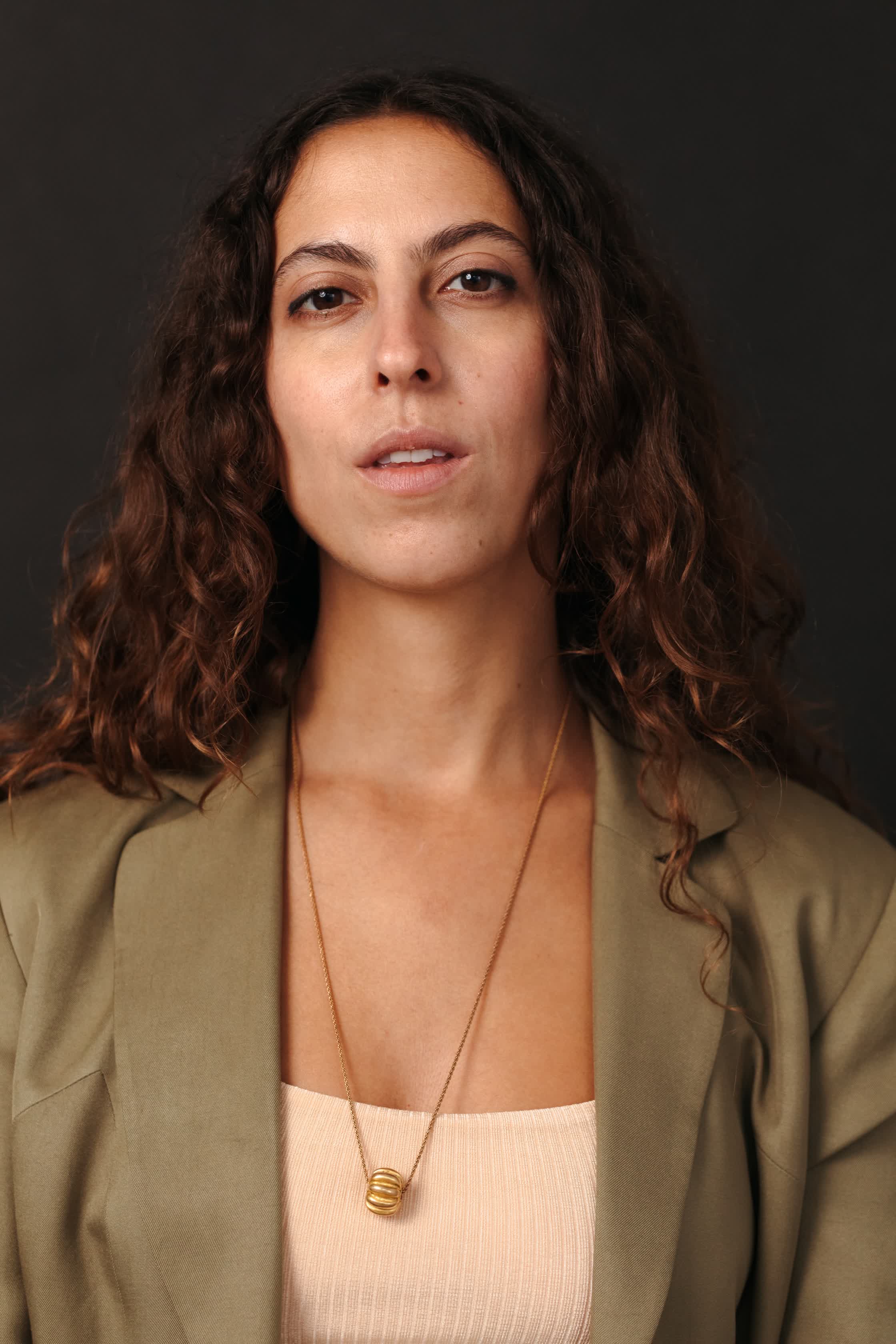 actor Alexandra Velasco large photo