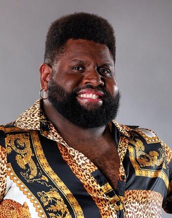 actor Ian Zaro large photo